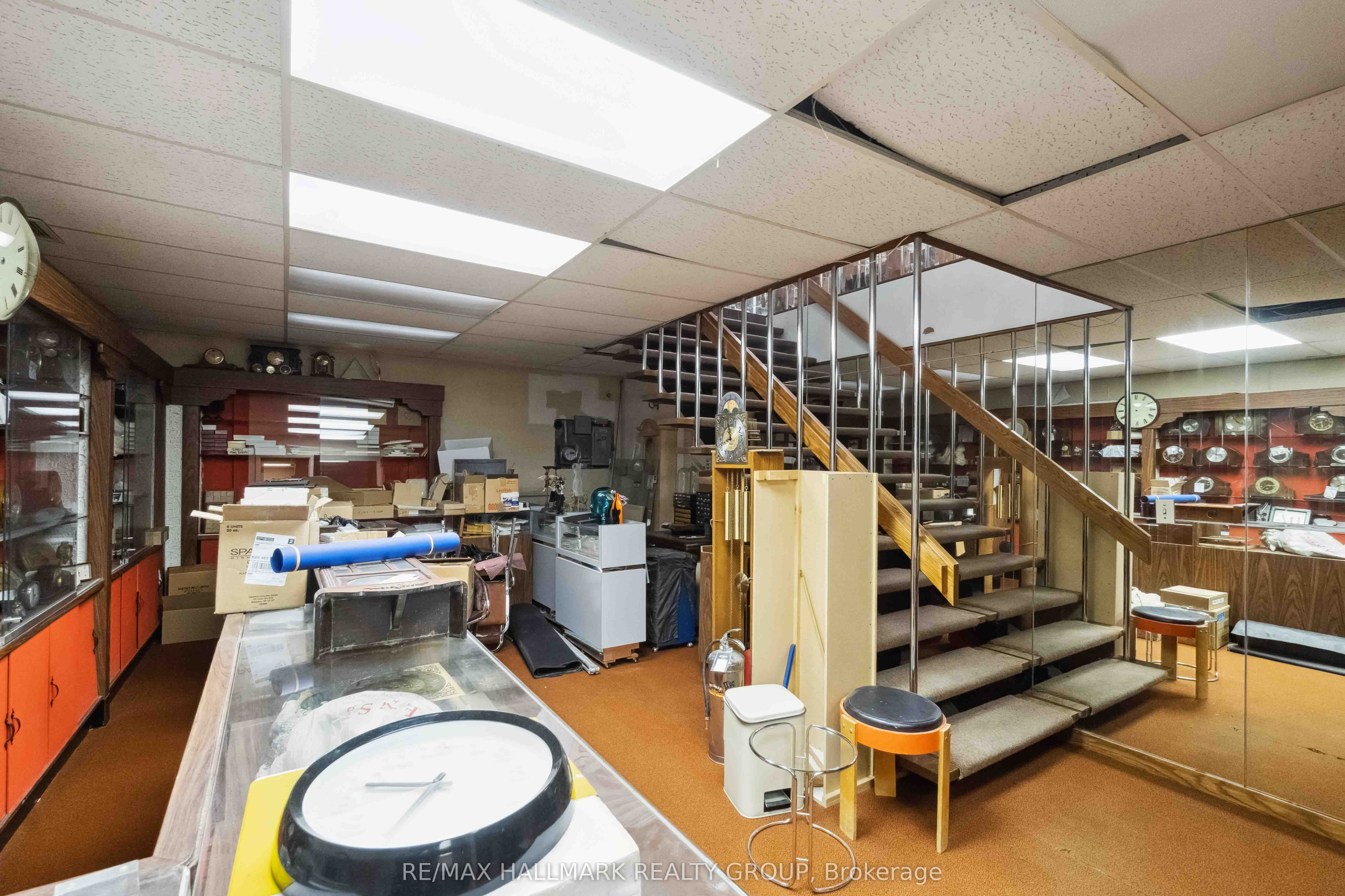 431 Bank Street Property Photo 12