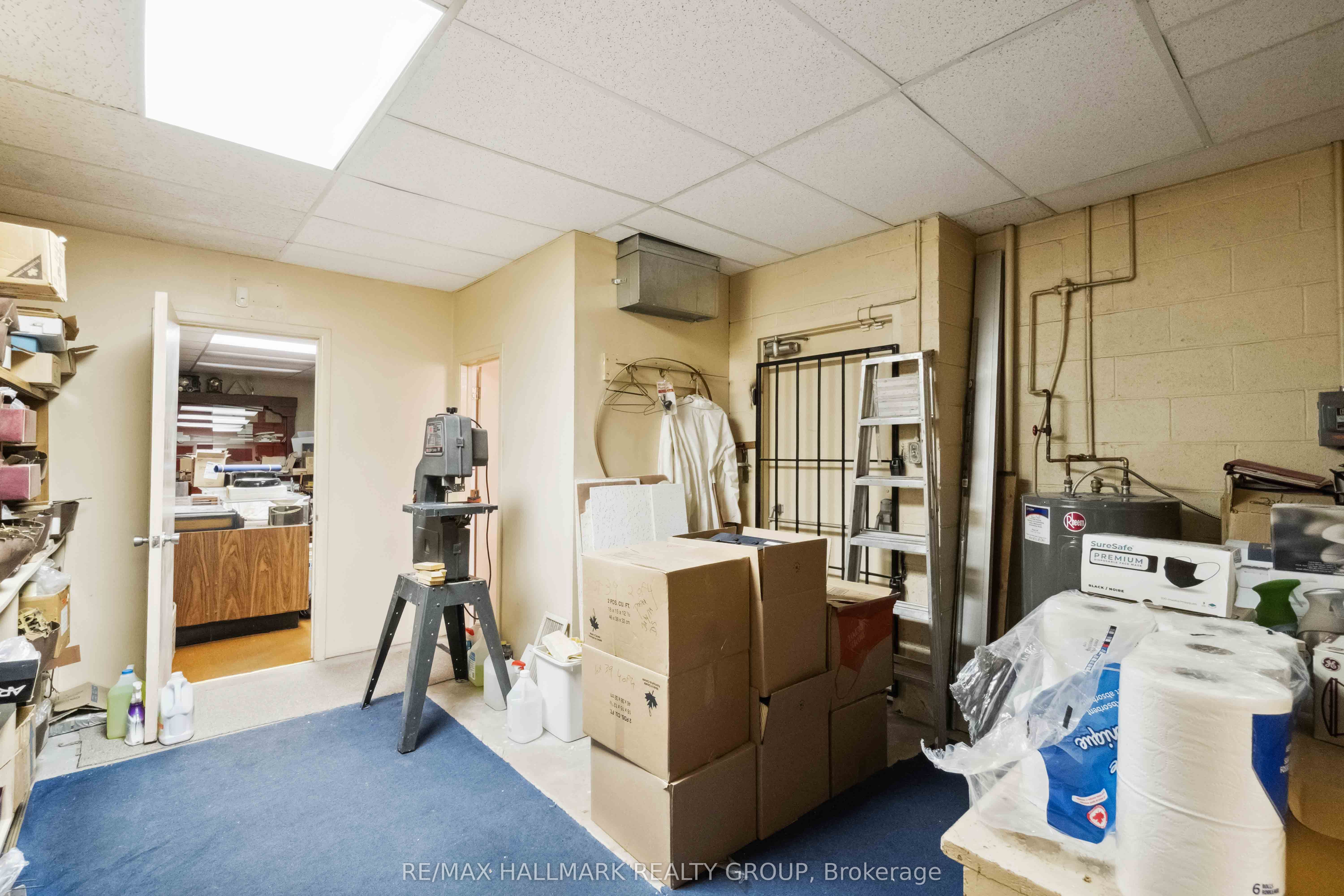 431 Bank Street Property Photo 15