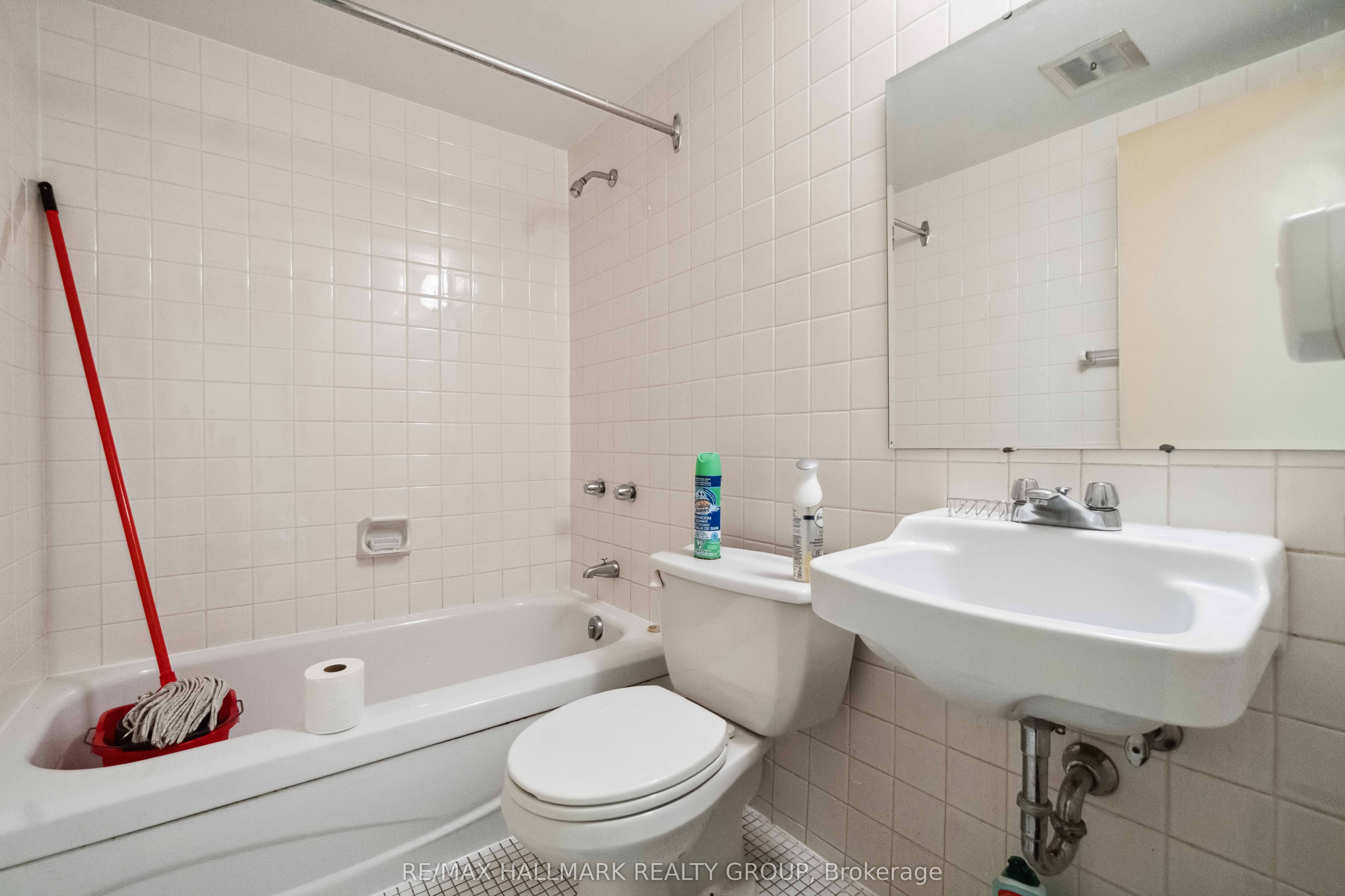 431 Bank Street Property Photo 18