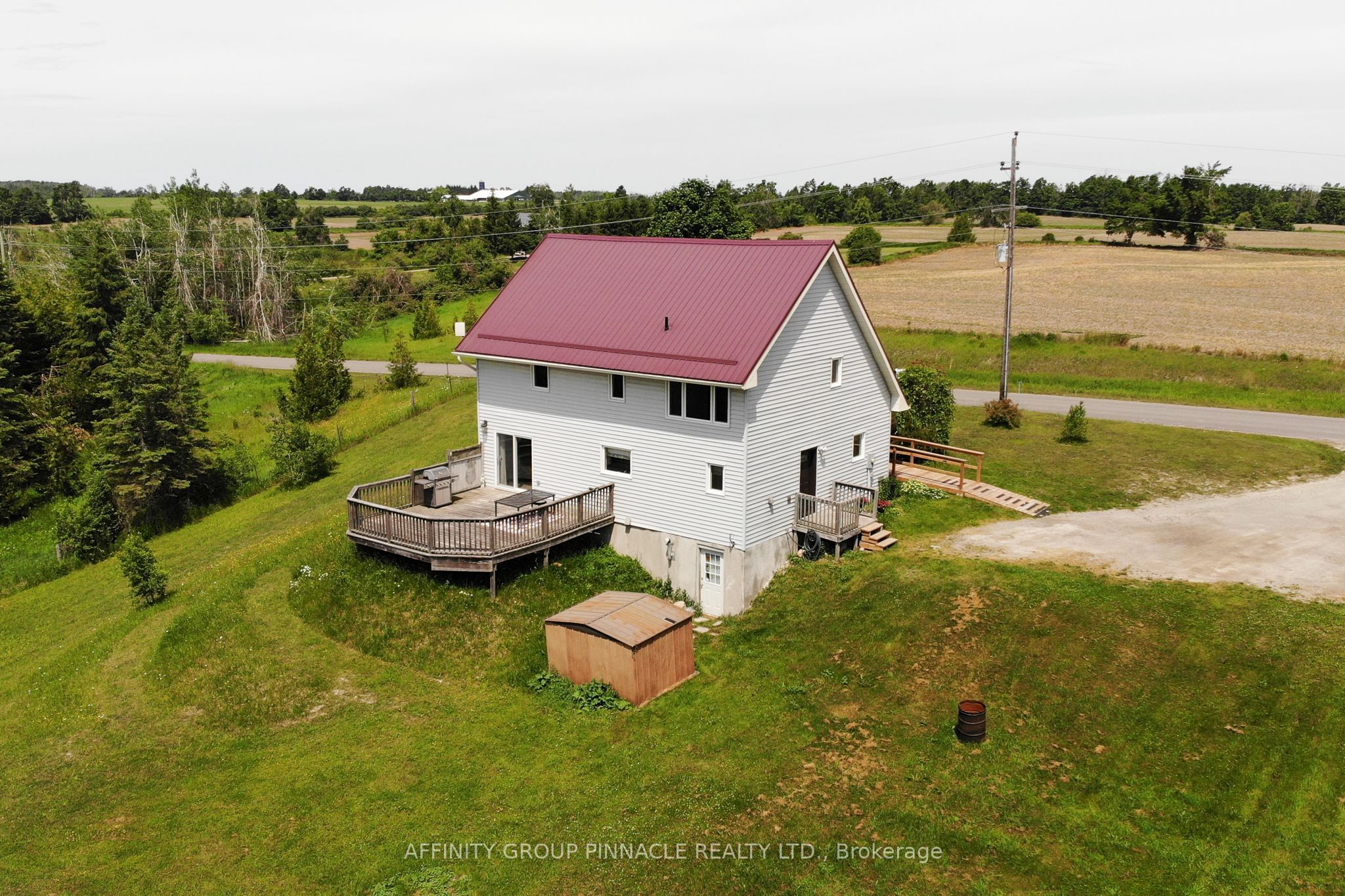 730 The Glen Road Property Photo 46