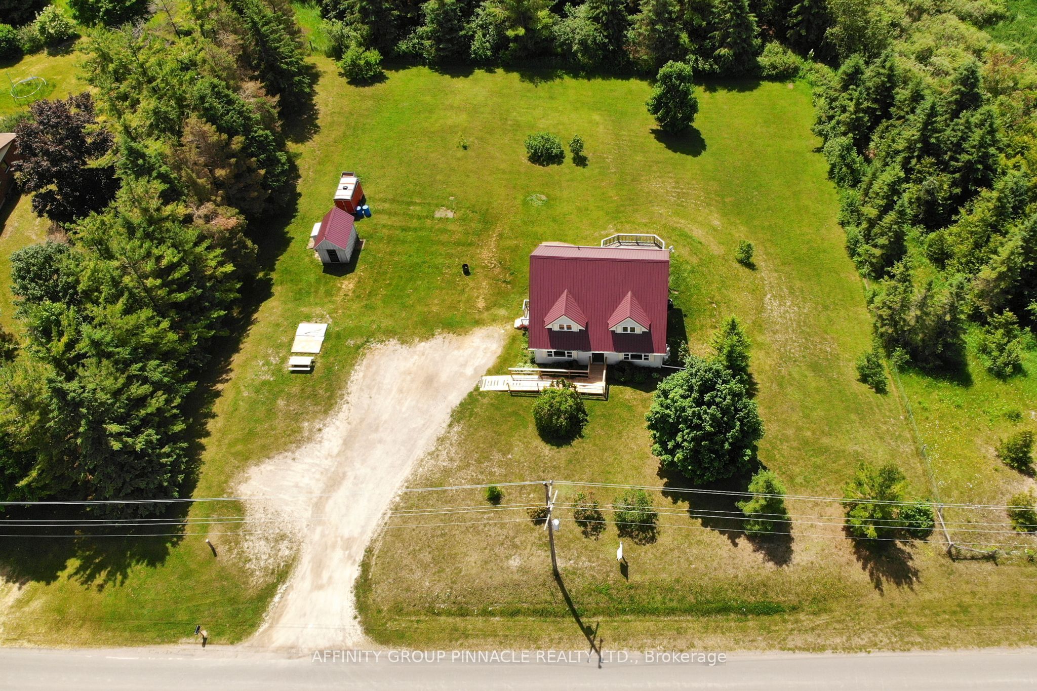 730 The Glen Road Property Photo 48