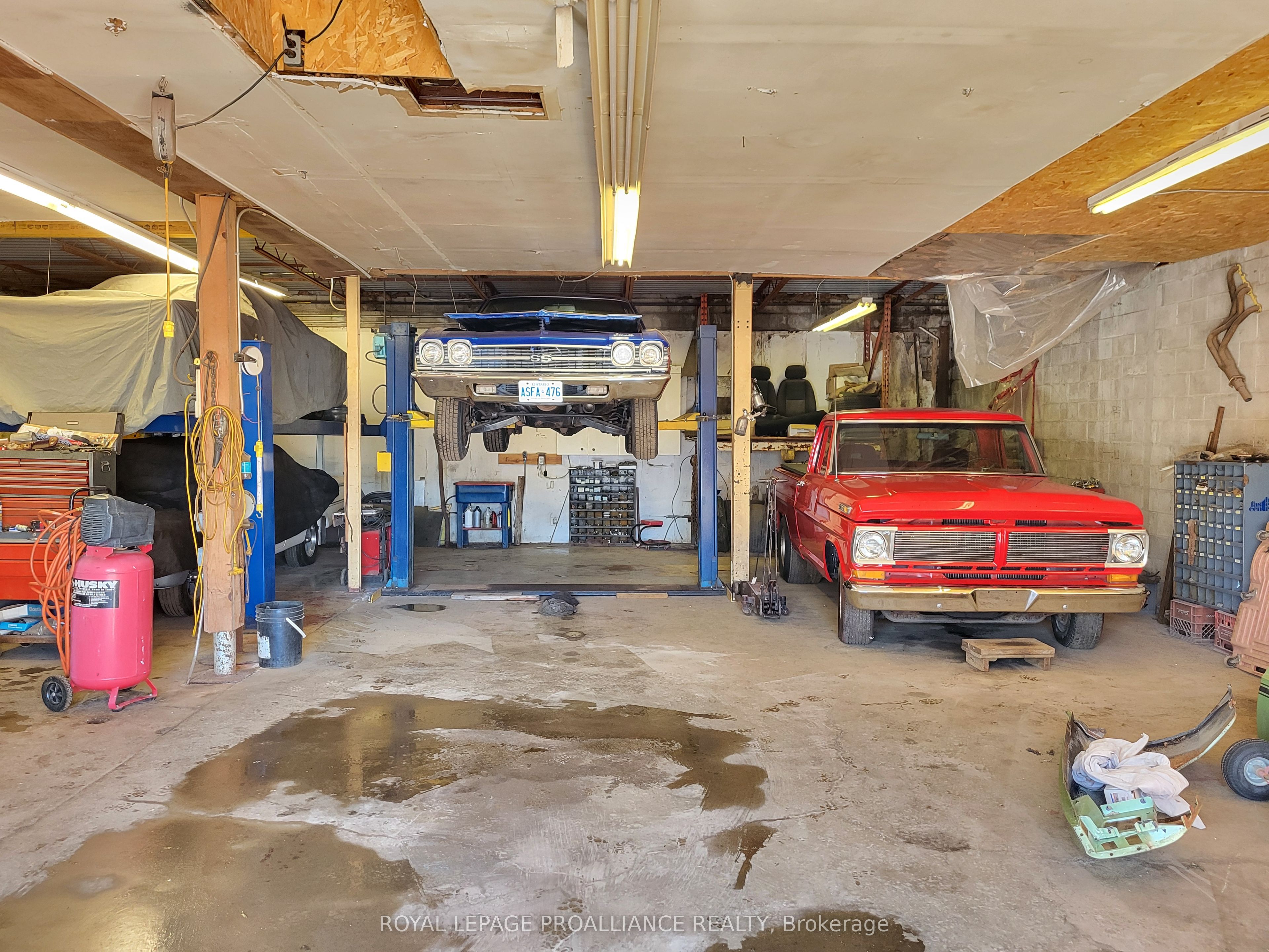 439 Ashley Street Property Photo 5