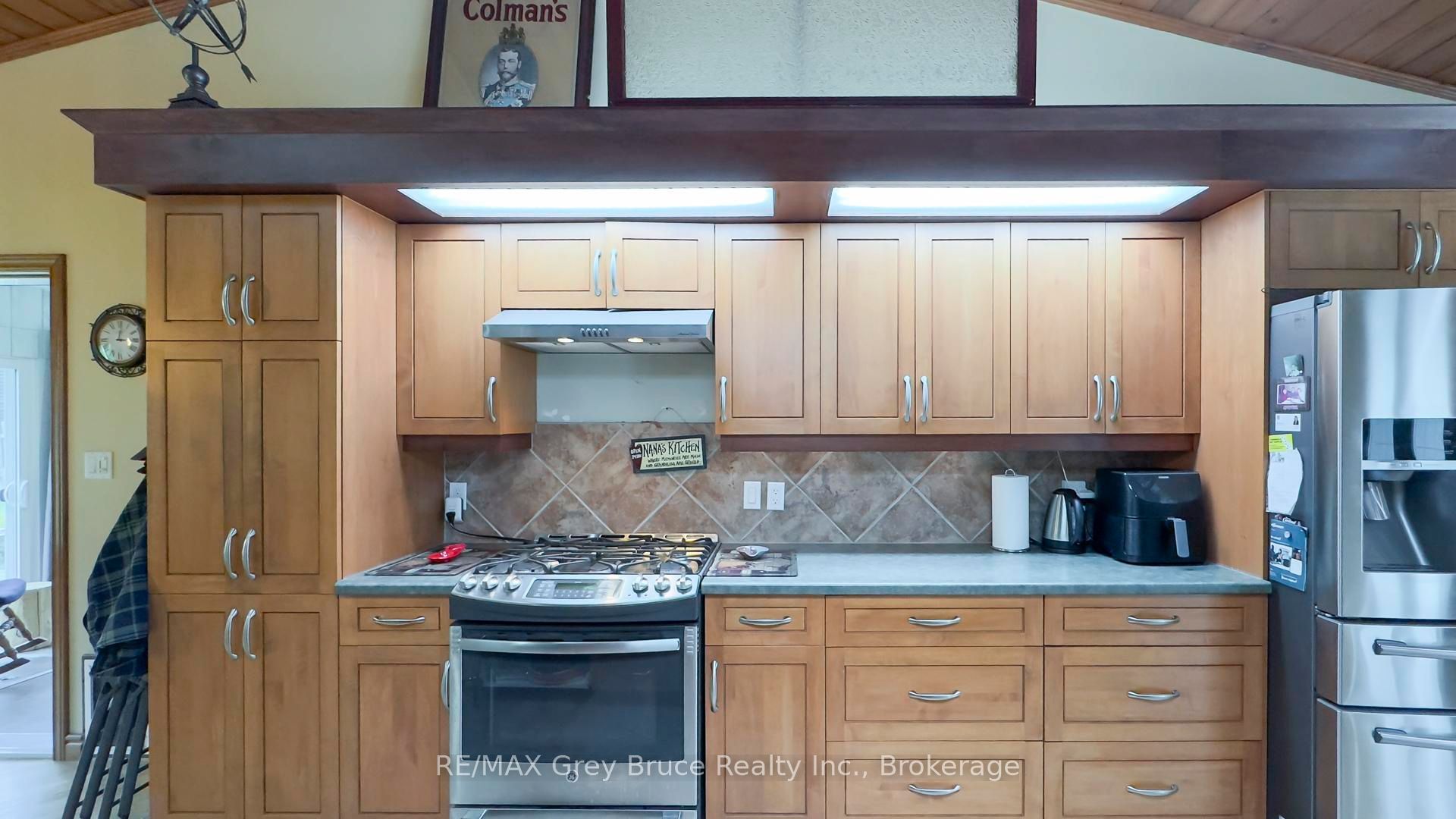 236 Bruce Street Property Photo 10