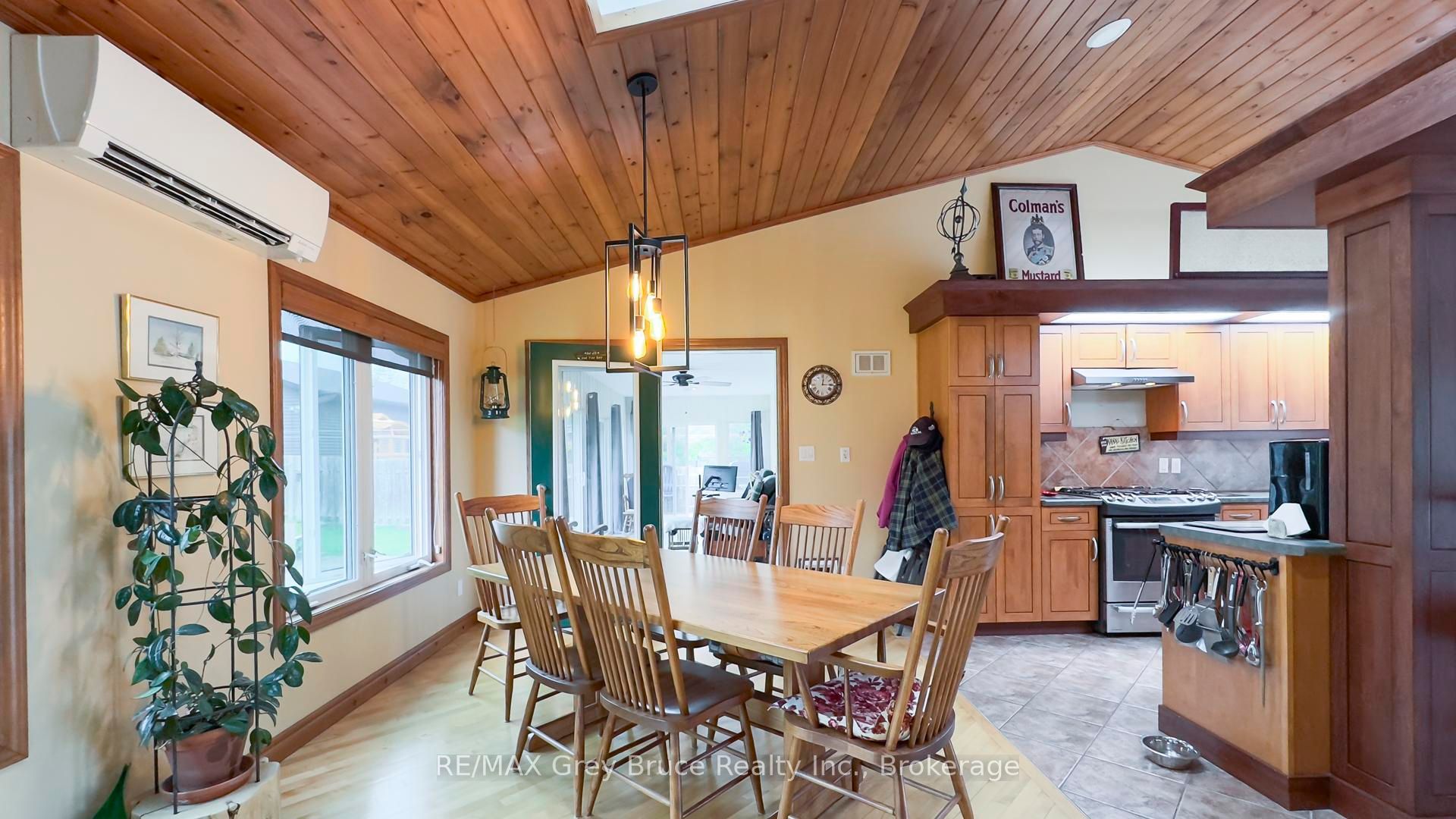 236 Bruce Street Property Photo 16