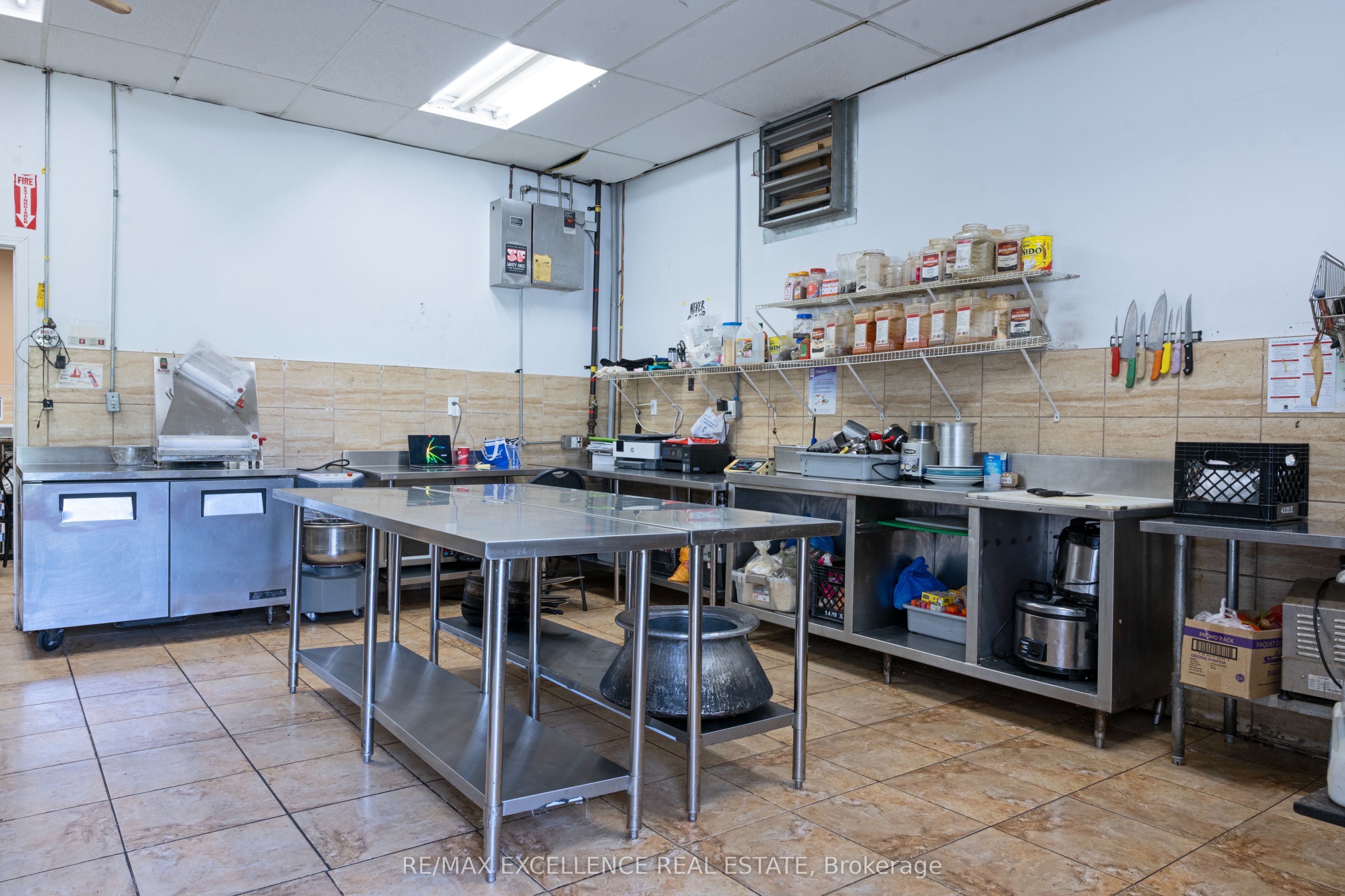 2241 Rymal Road E Unit E Property Photo 10