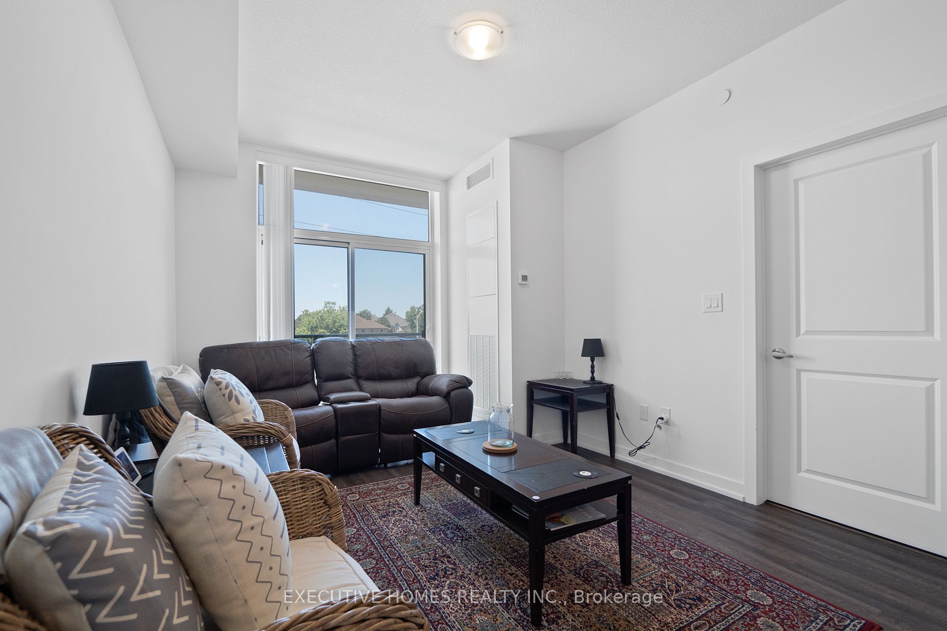 450 Dundas Street E 310 Property Photo 18