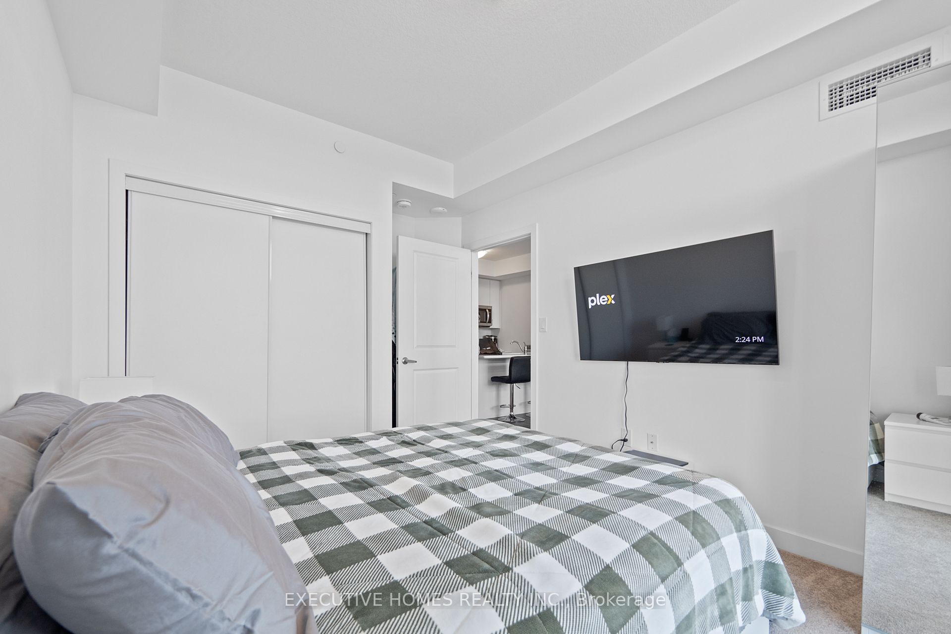 450 Dundas Street E 310 Property Photo 23