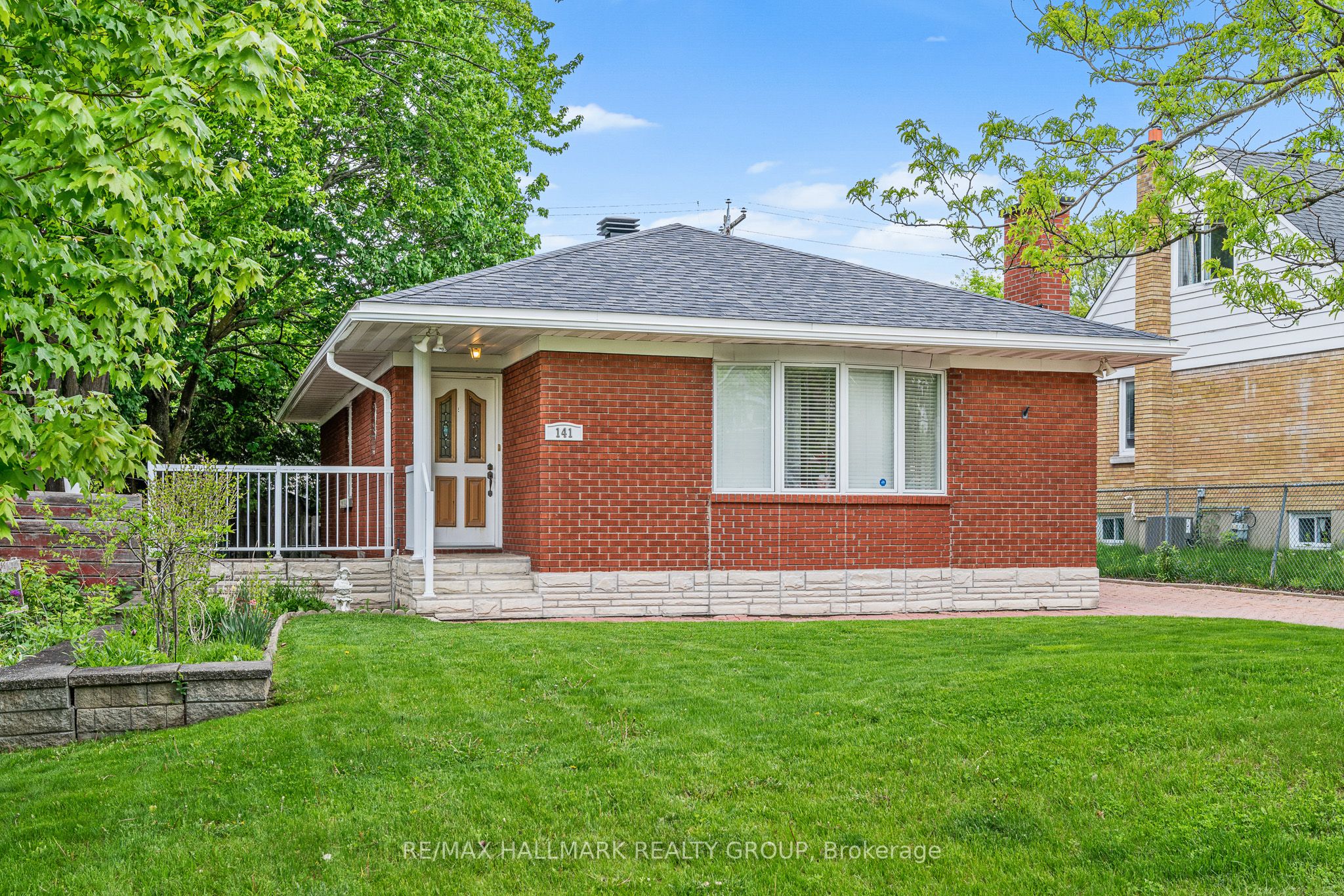 141 Dahlia Ave Property Photo 1