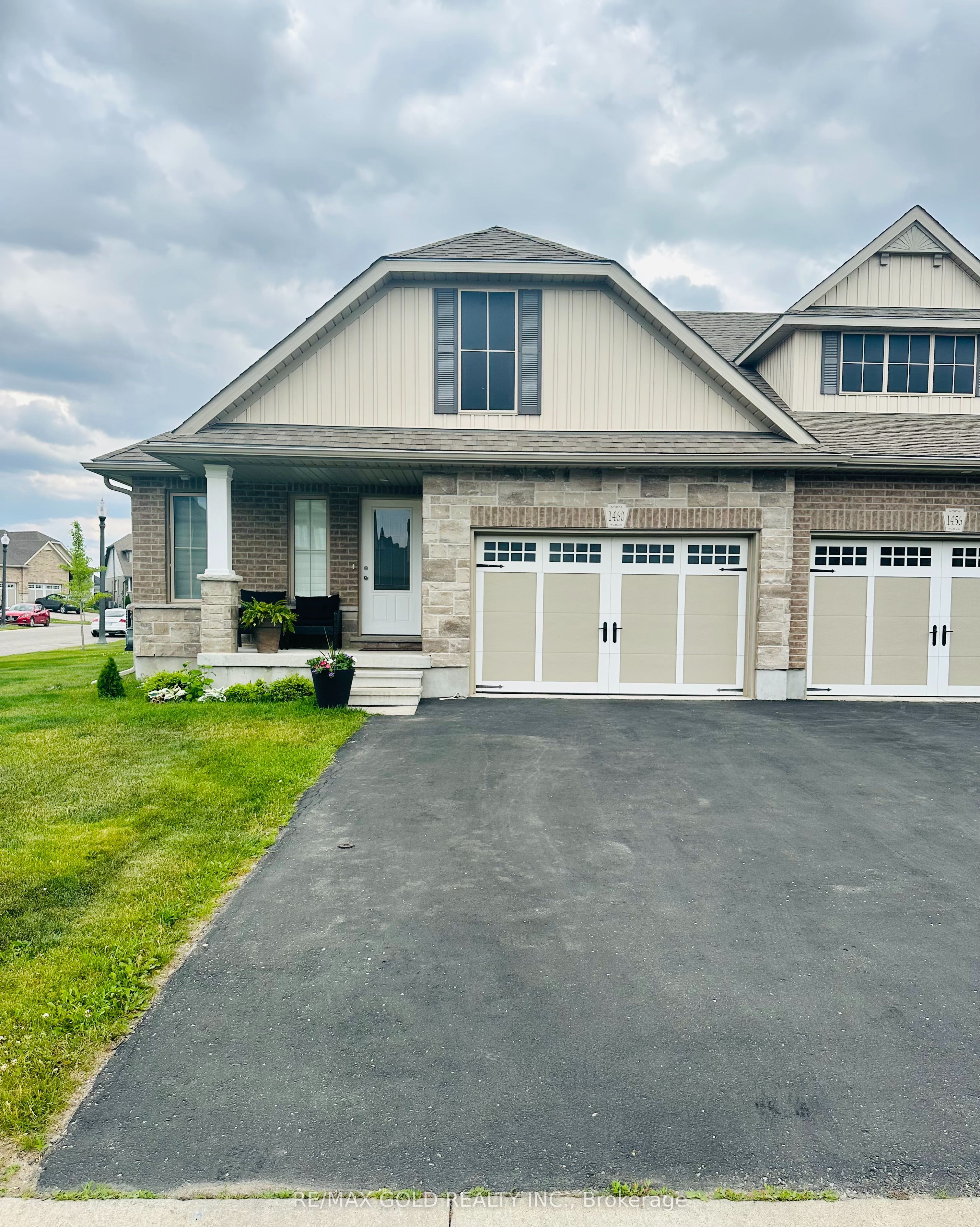 1460 Dunkirk Avenue Property Photo 1