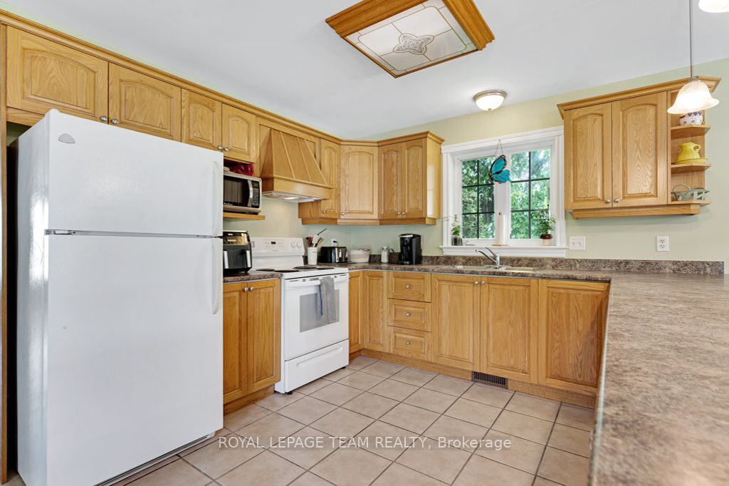 6116 Hurley Road Property Photo 16