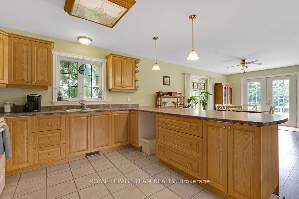 6116 Hurley Road Property Photo 17