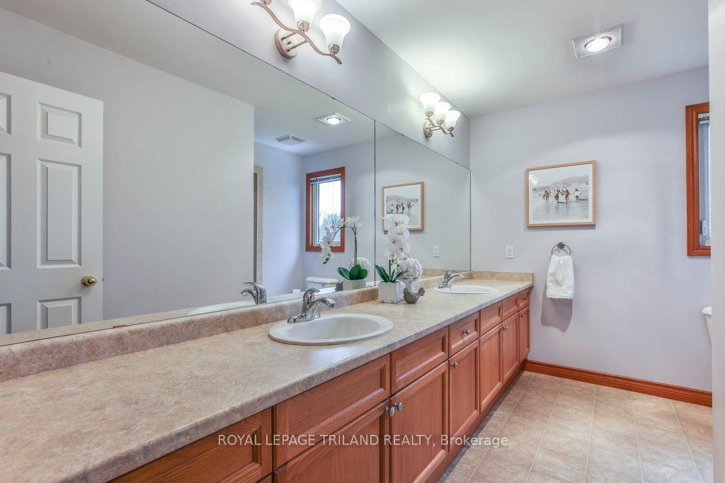 41 Greyrock Crescent Property Photo 20