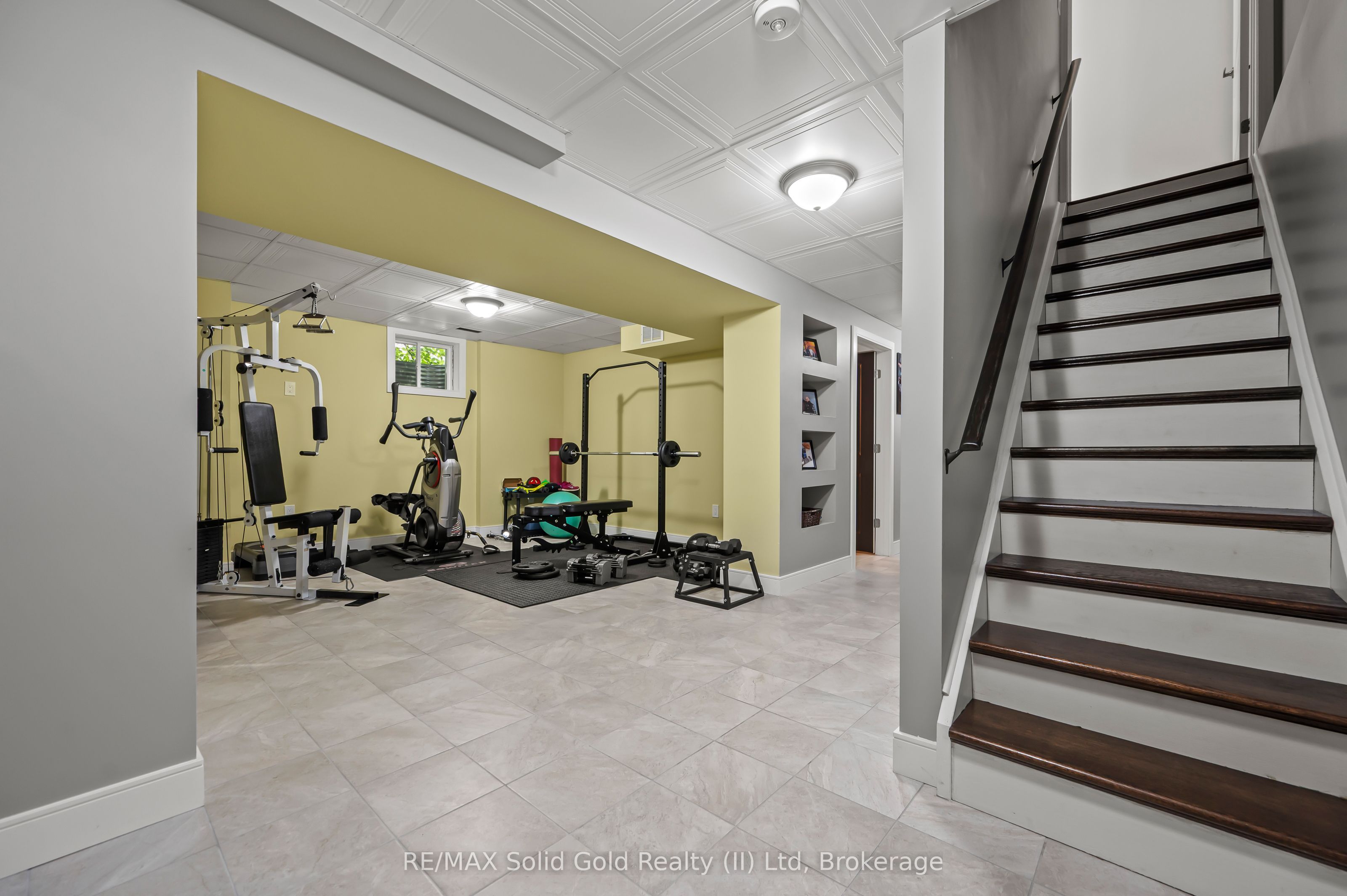 76 Porter Crescent Property Photo 34