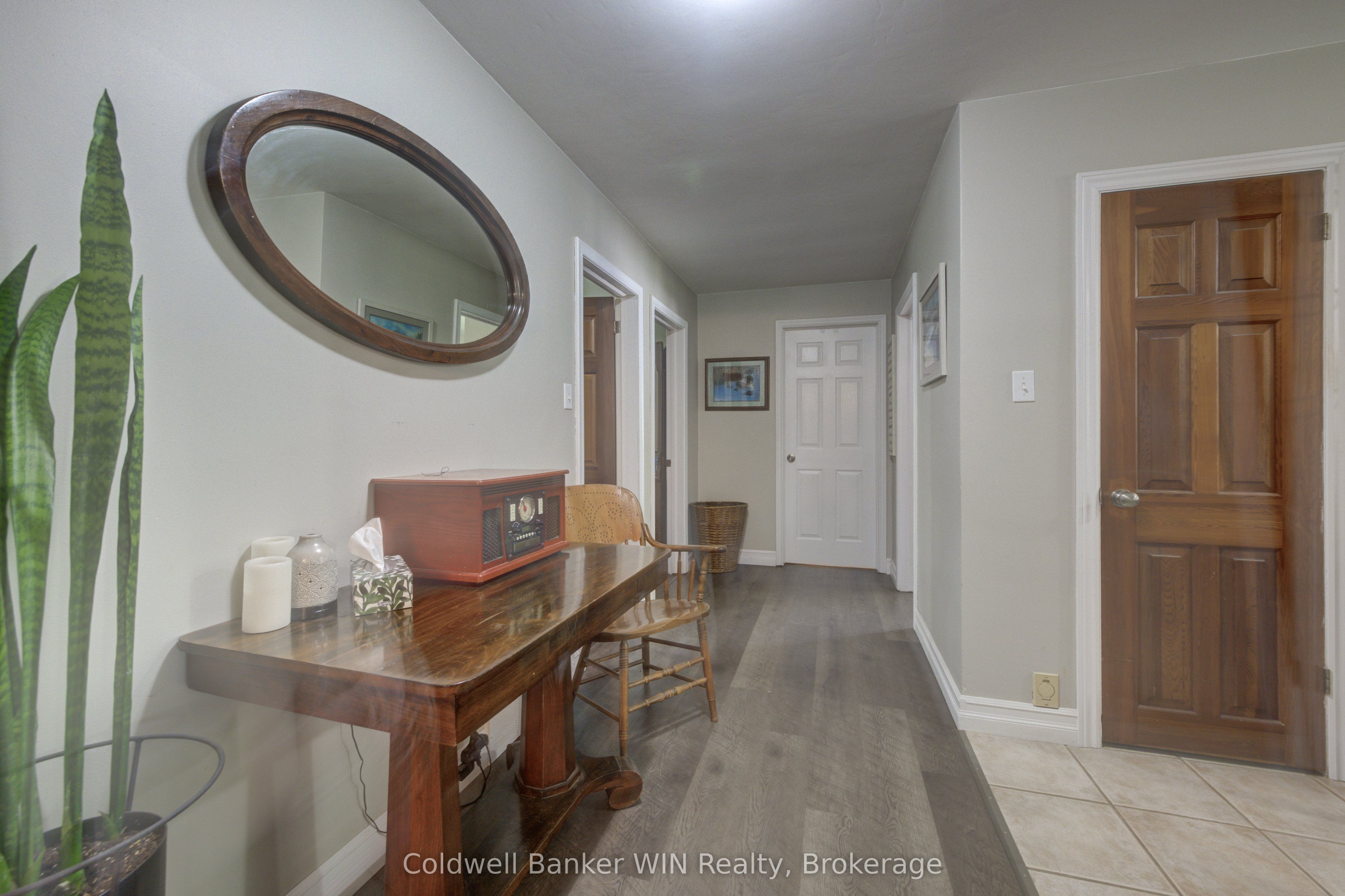 150 Normanby Street N Property Photo 6