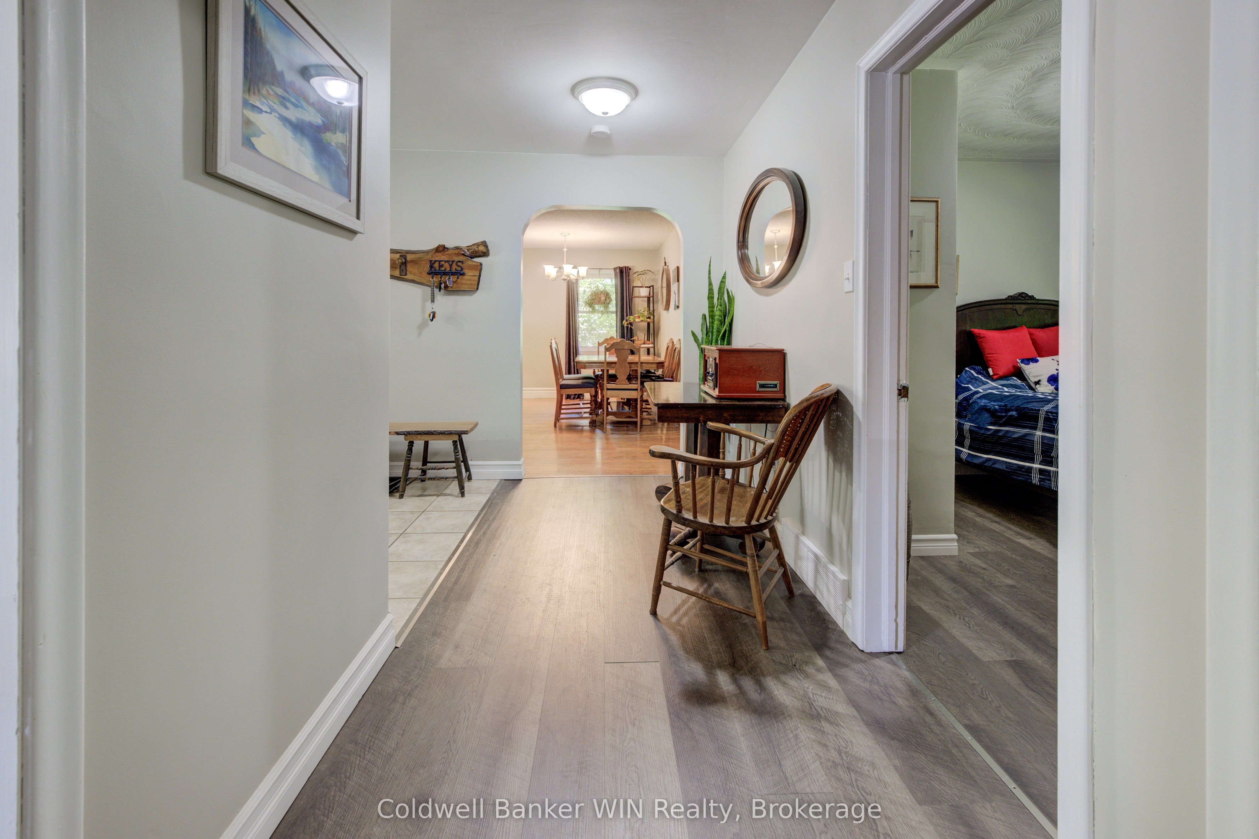 150 Normanby Street N Property Photo 7