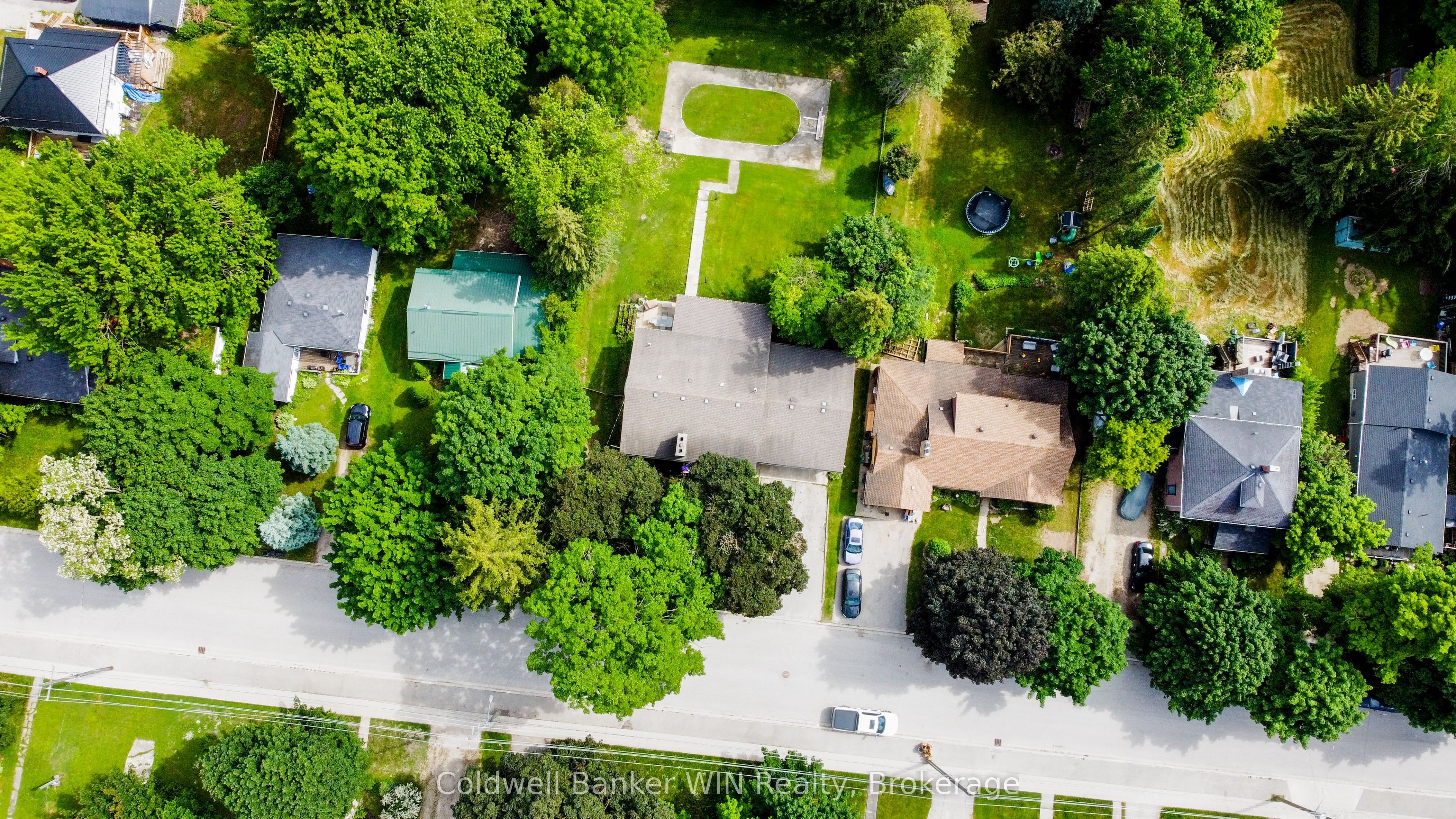 150 Normanby Street N Property Photo 43