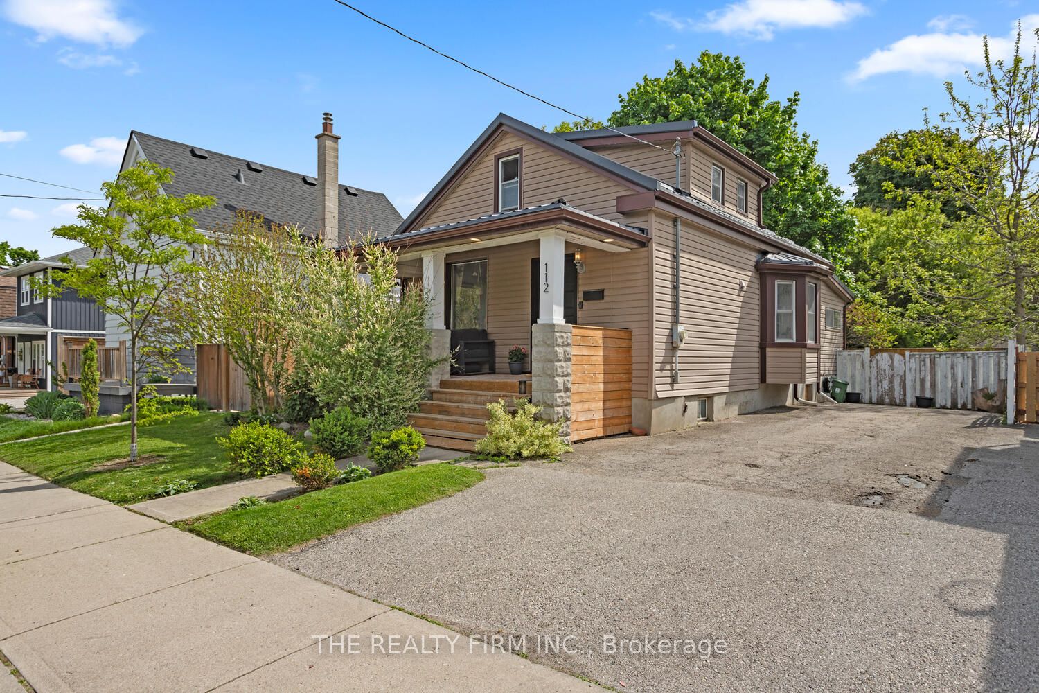 112 Edward Street Property Photo 2