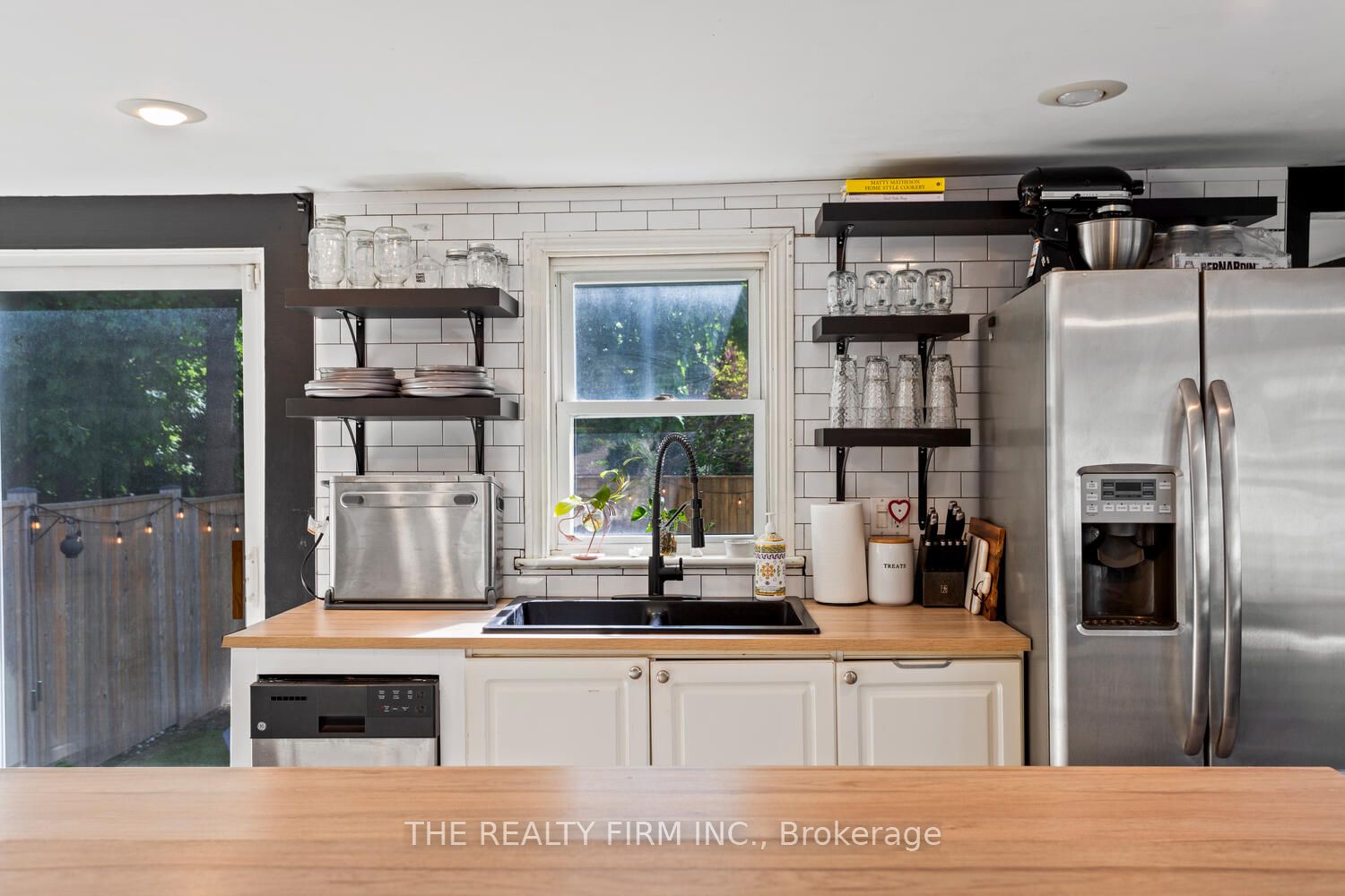 112 Edward Street Property Photo 19