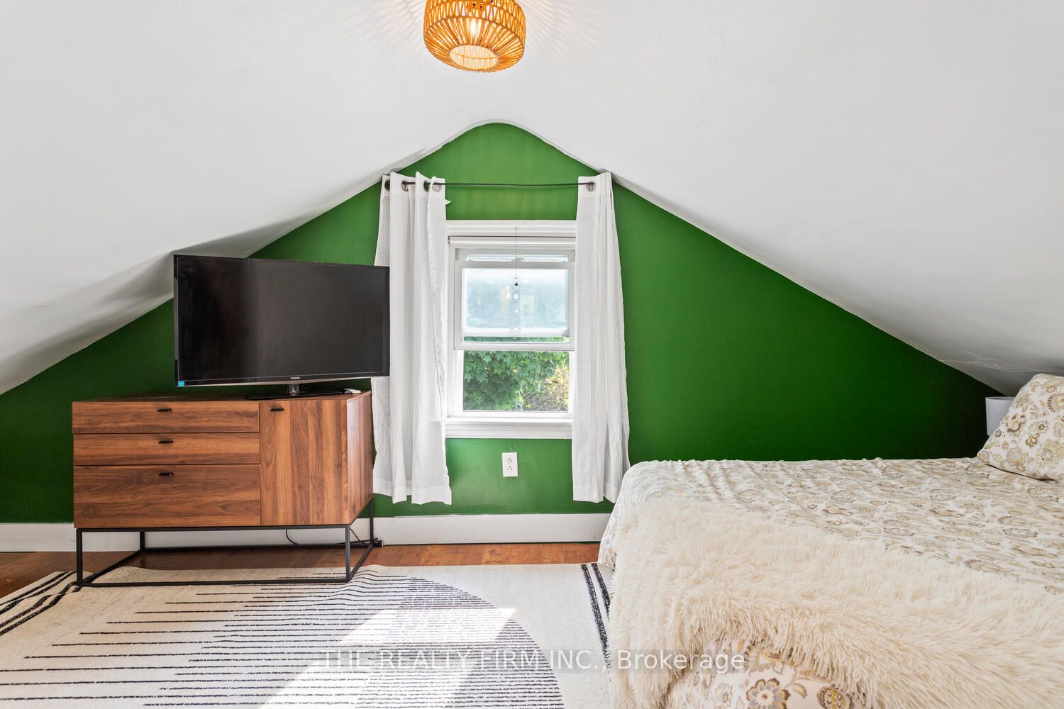 112 Edward Street Property Photo 29