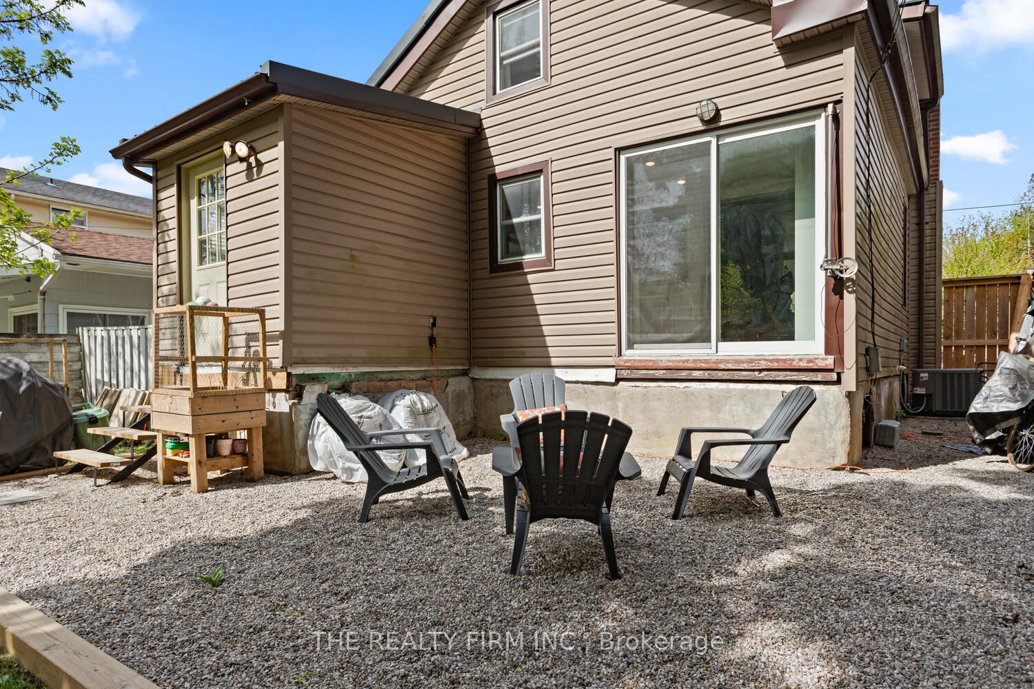 112 Edward Street Property Photo 42