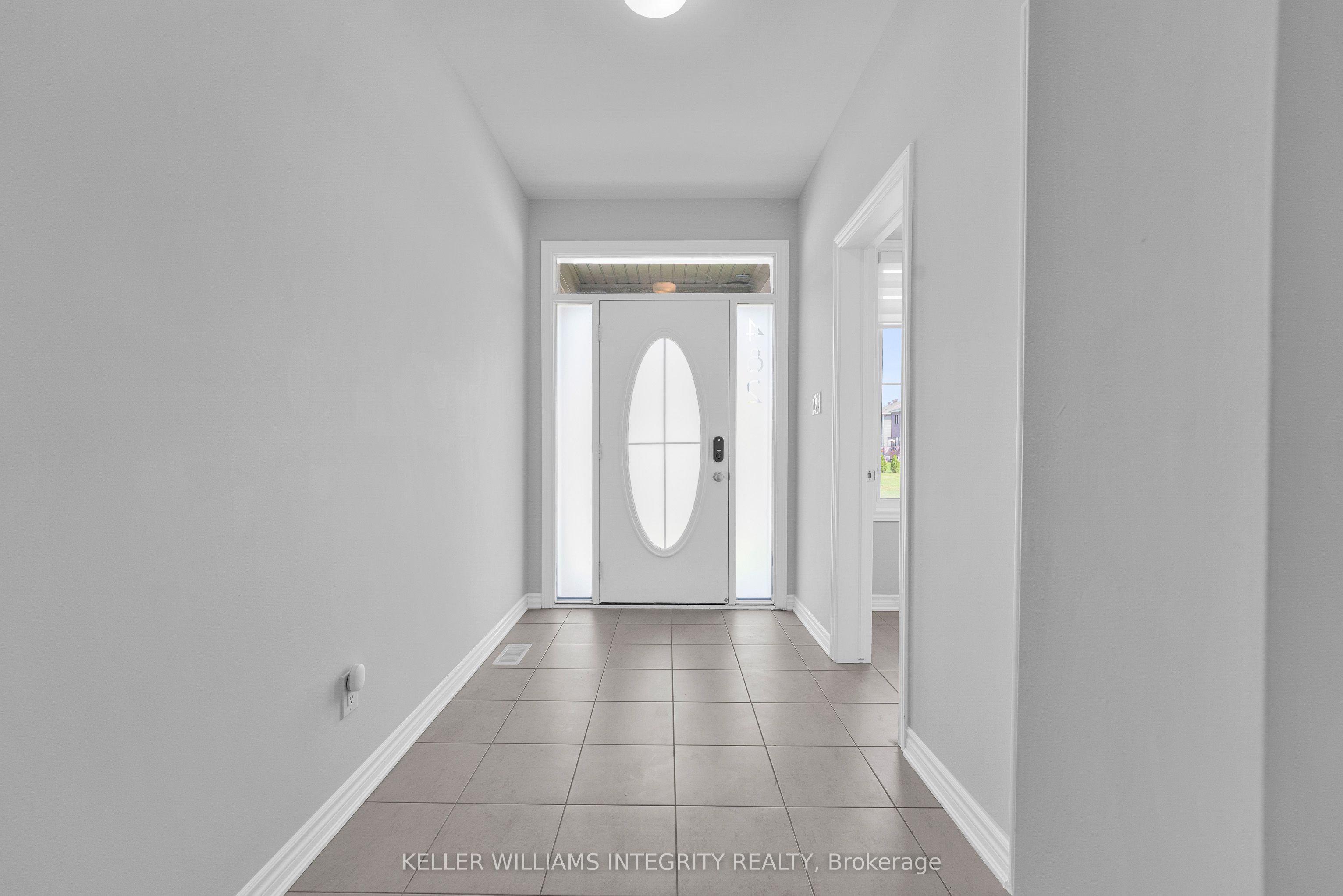 482 Alcor Terrace Property Photo 3