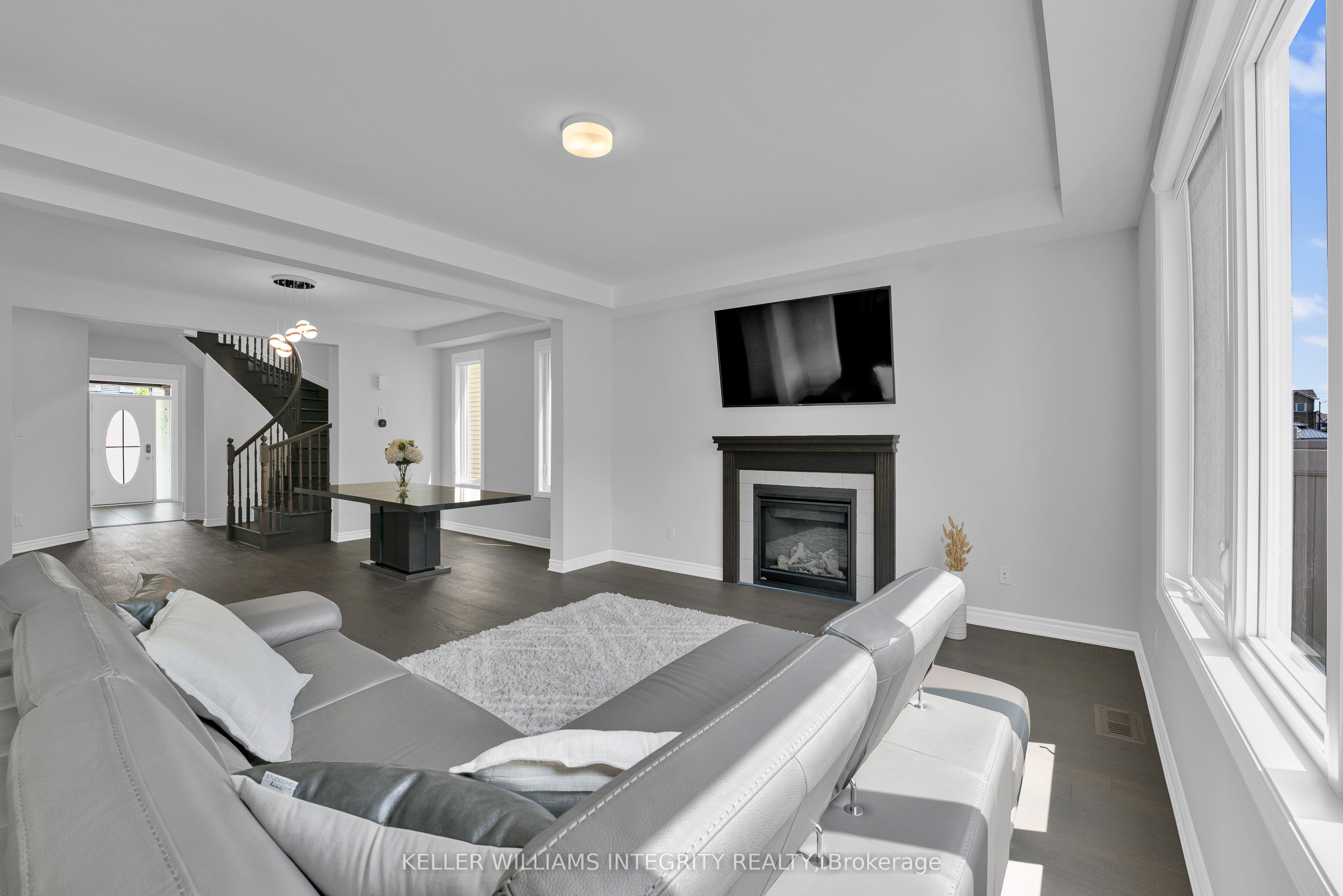 482 Alcor Terrace Property Photo 10