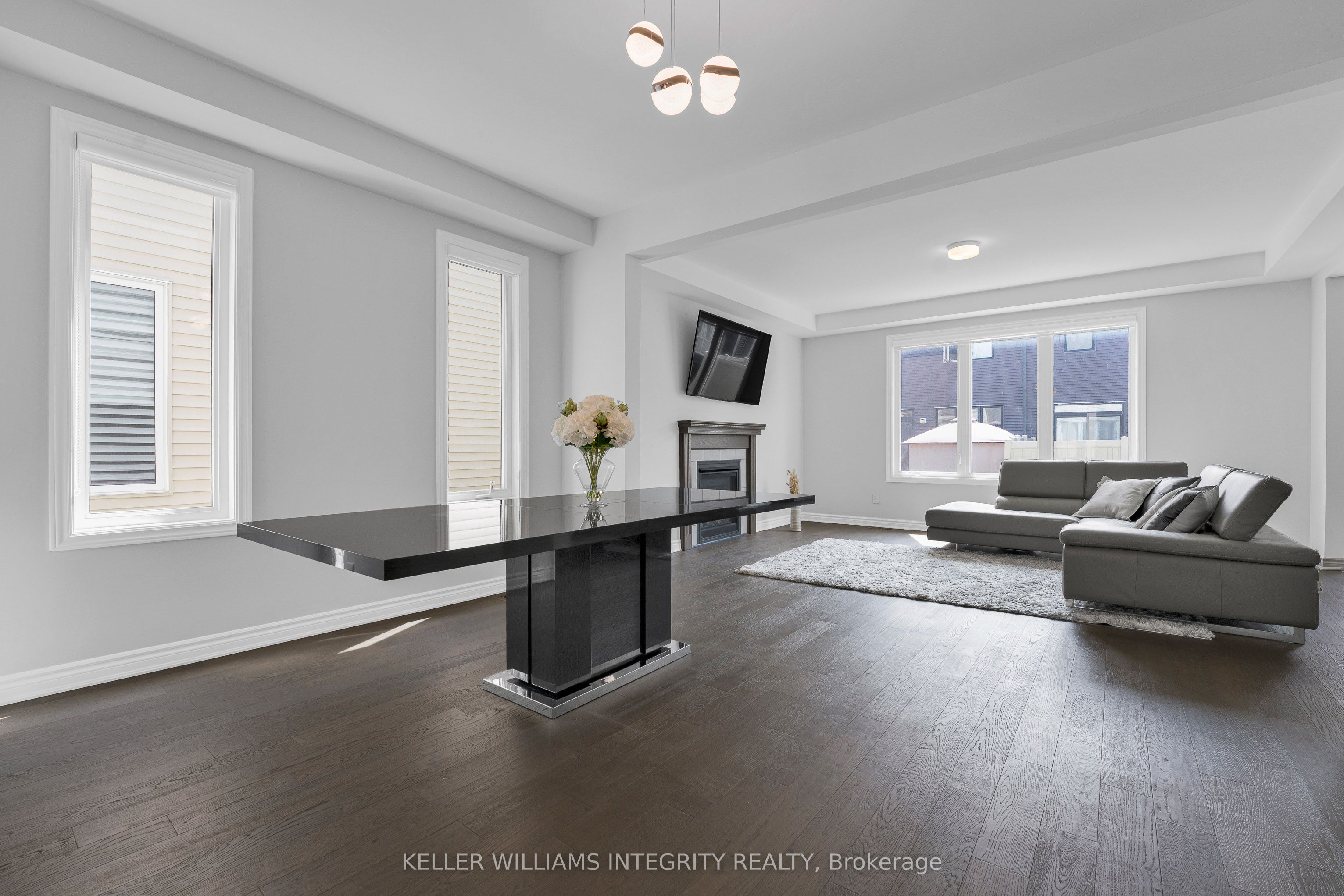 482 Alcor Terrace Property Photo 12