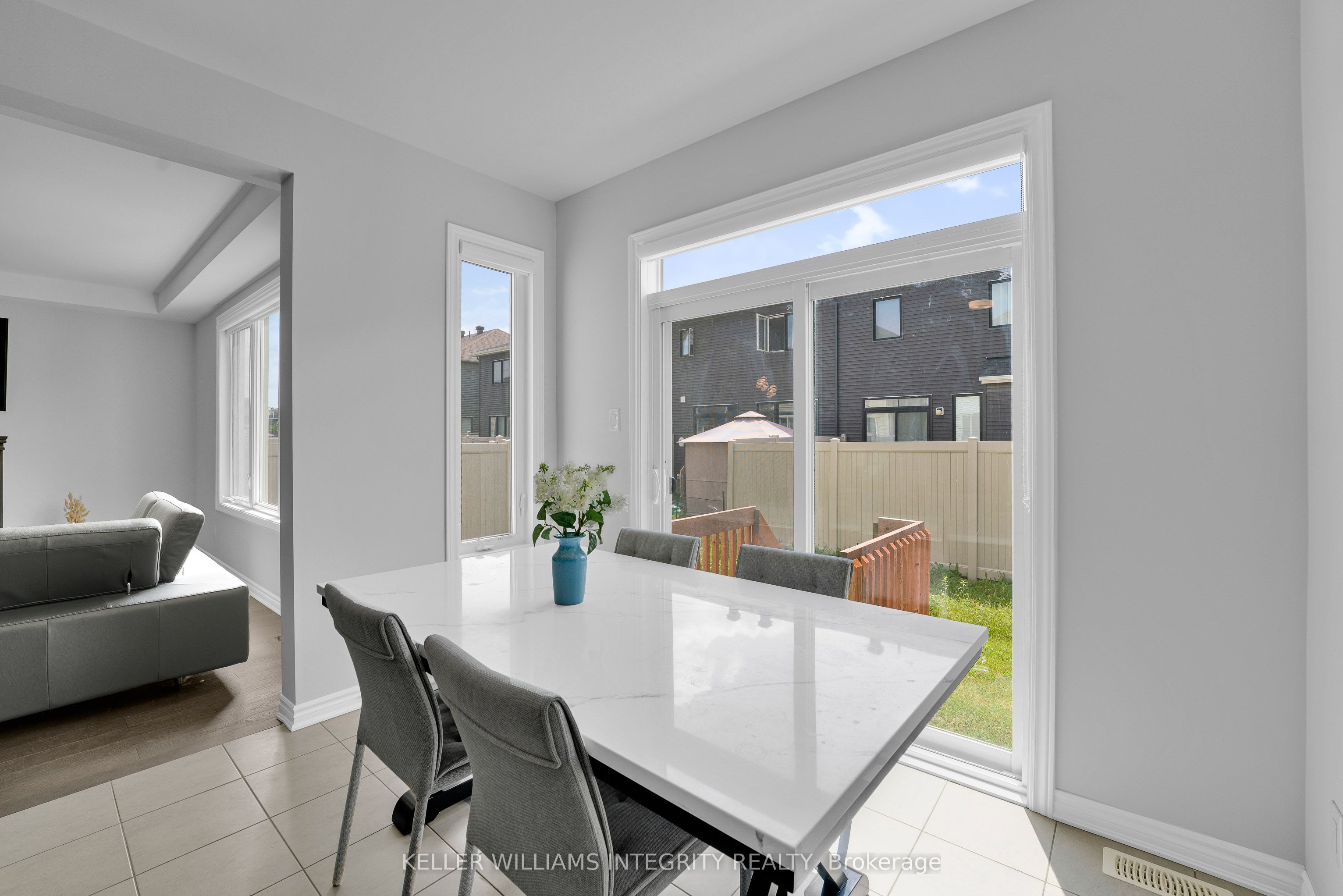 482 Alcor Terrace Property Photo 21