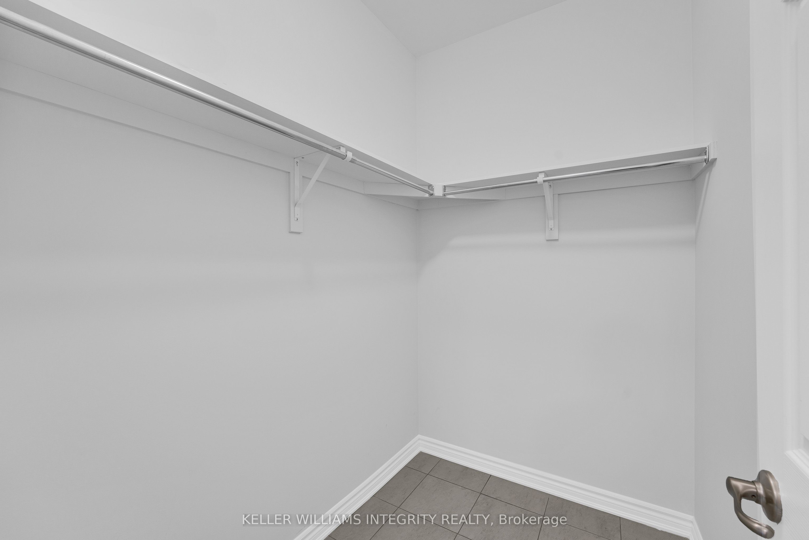 482 Alcor Terrace Property Photo 25