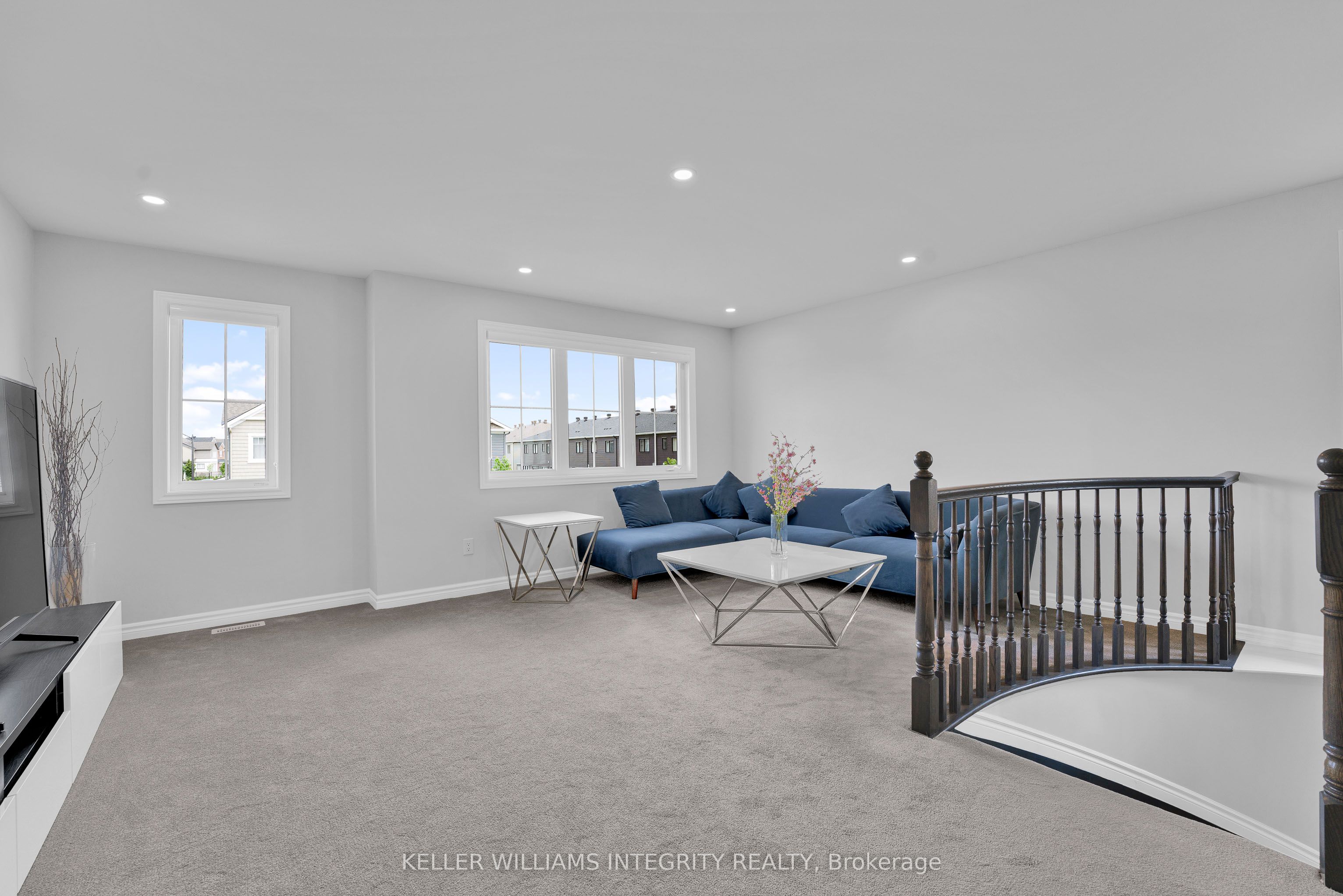 482 Alcor Terrace Property Photo 28