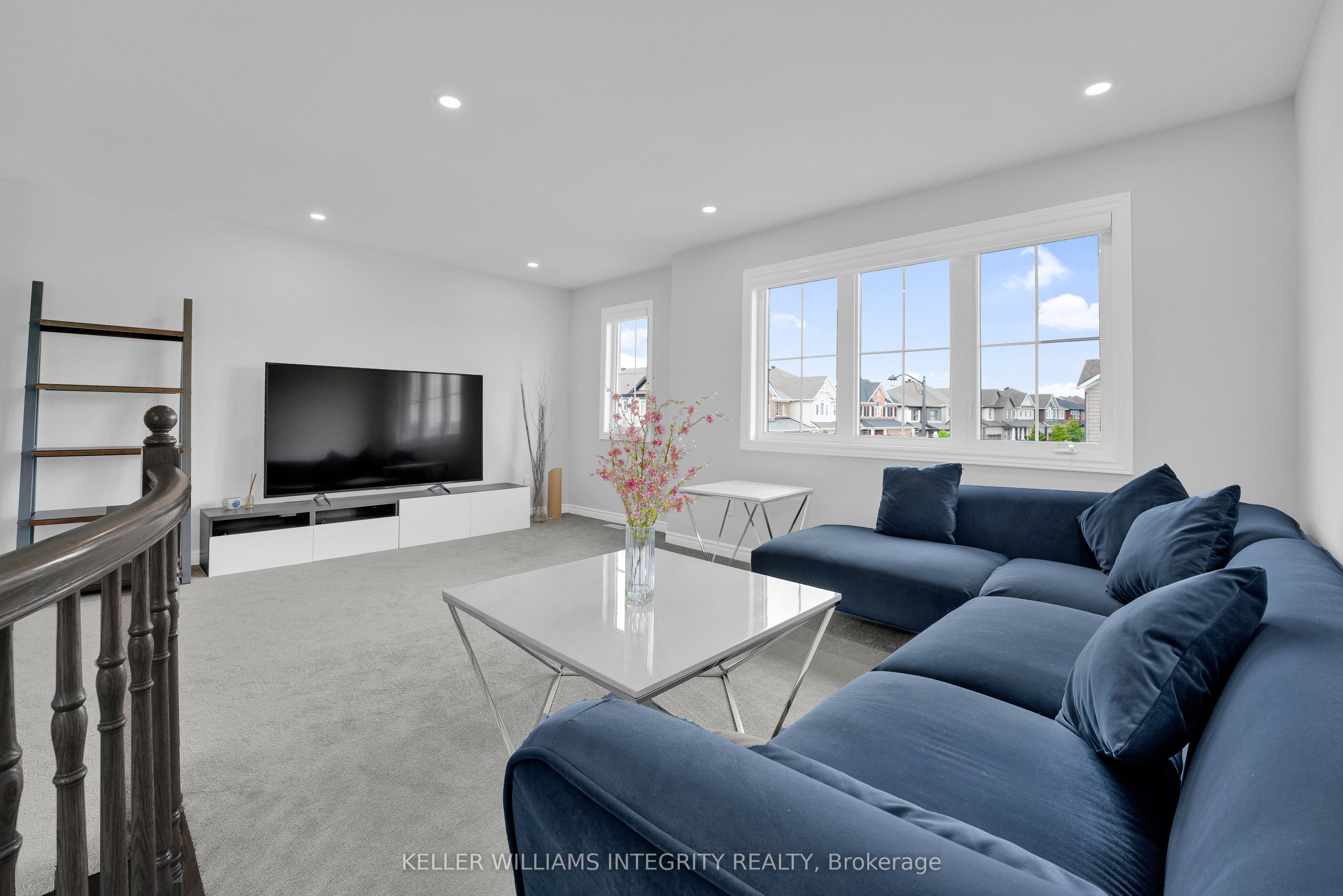 482 Alcor Terrace Property Photo 29