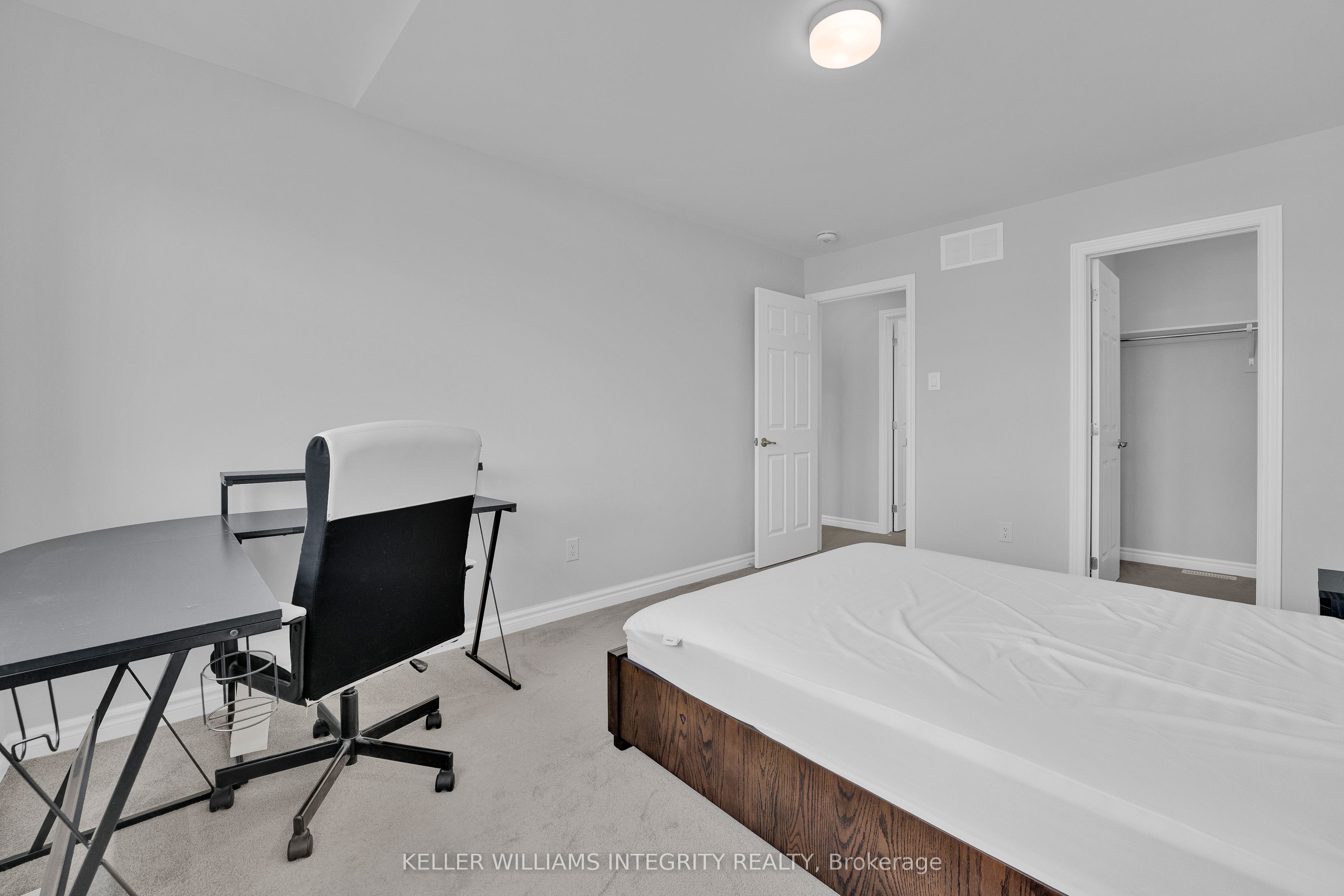482 Alcor Terrace Property Photo 32