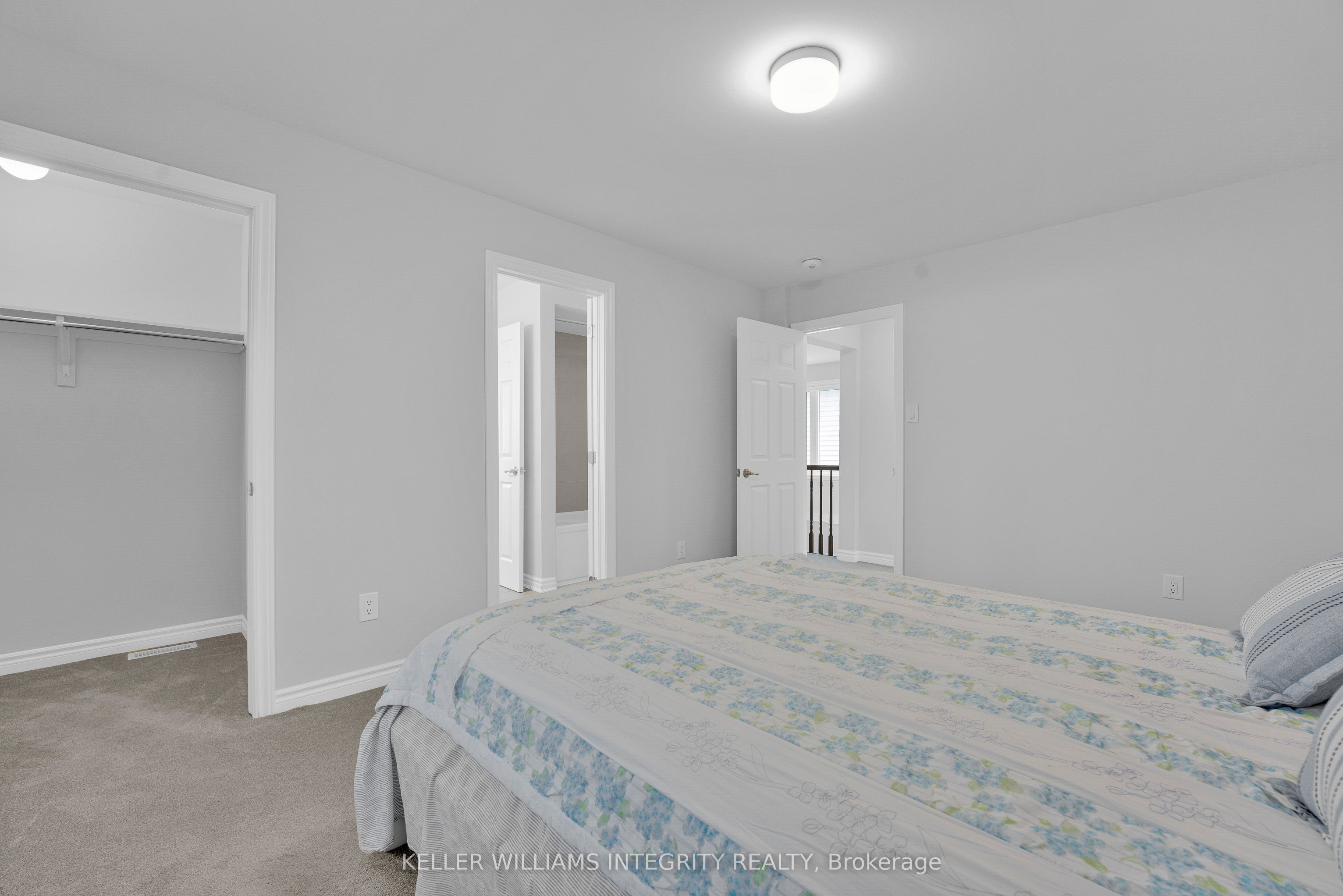 482 Alcor Terrace Property Photo 36