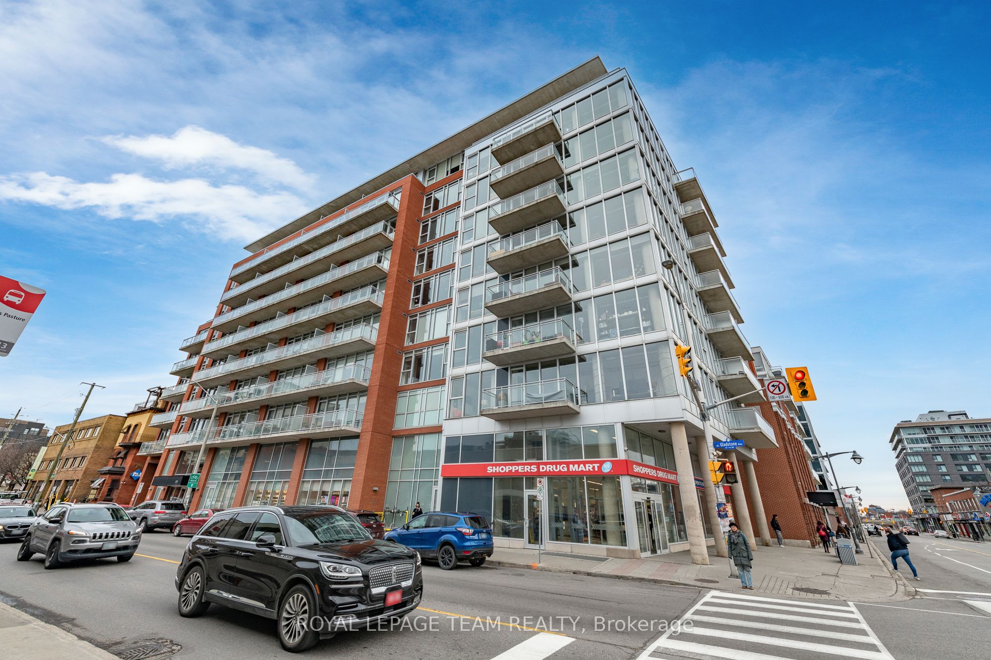 #813 - 354 Gladstone Avenue Property Photo 1