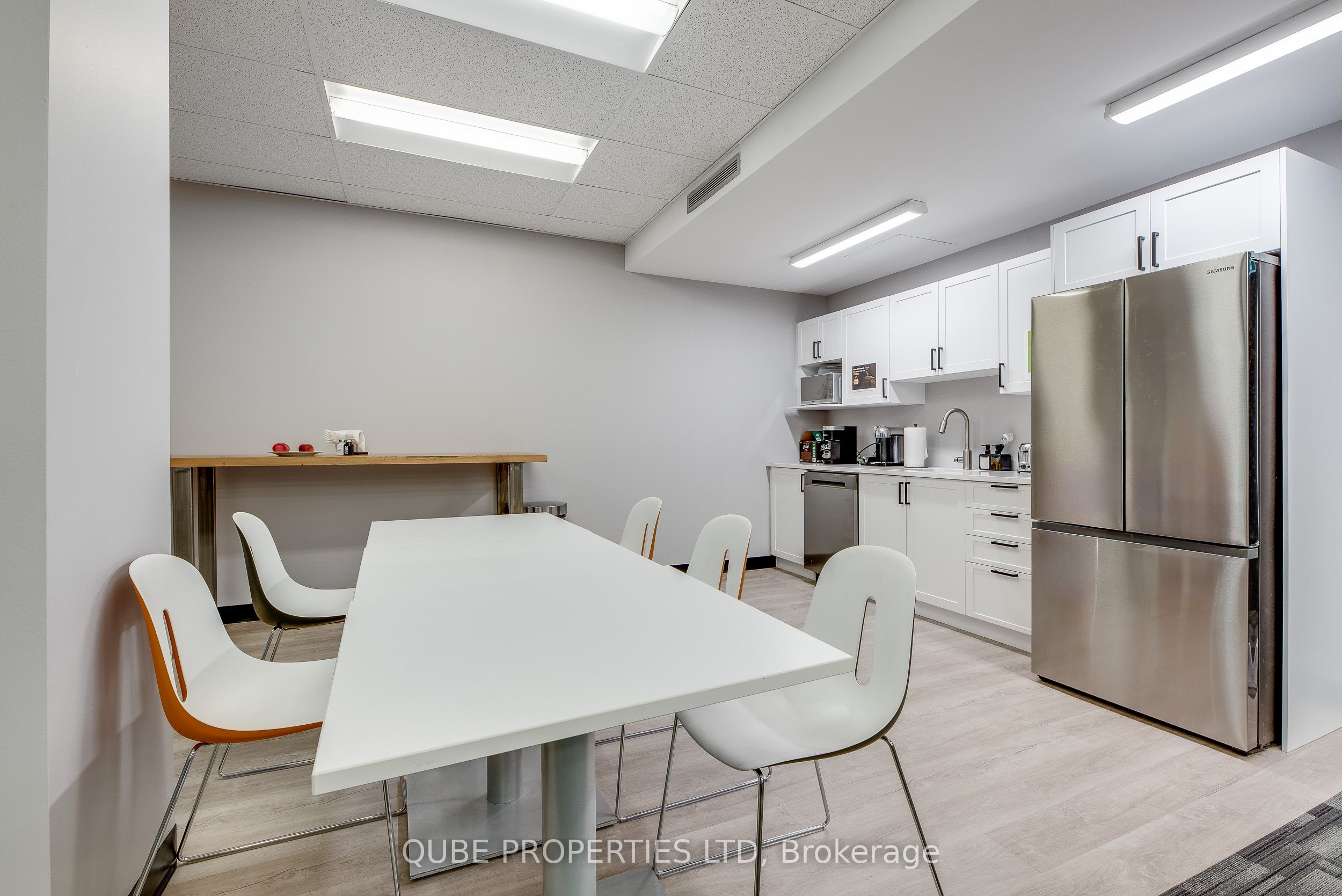141 Laurier Avenue W 602 Property Photo 6