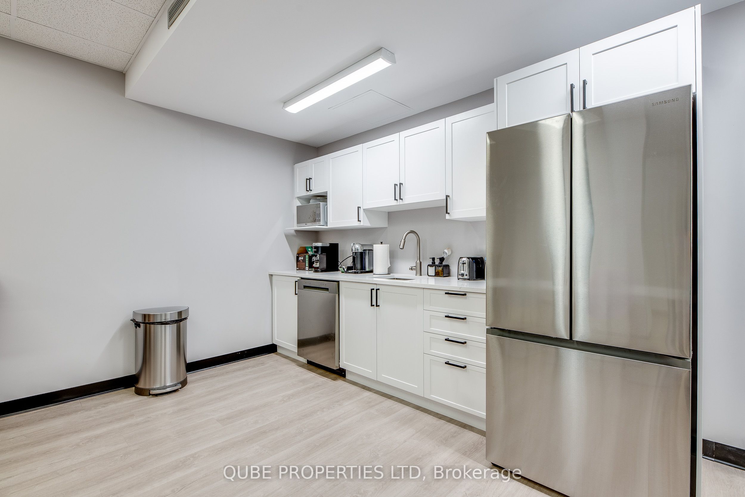 141 Laurier Avenue W 602 Property Photo 7