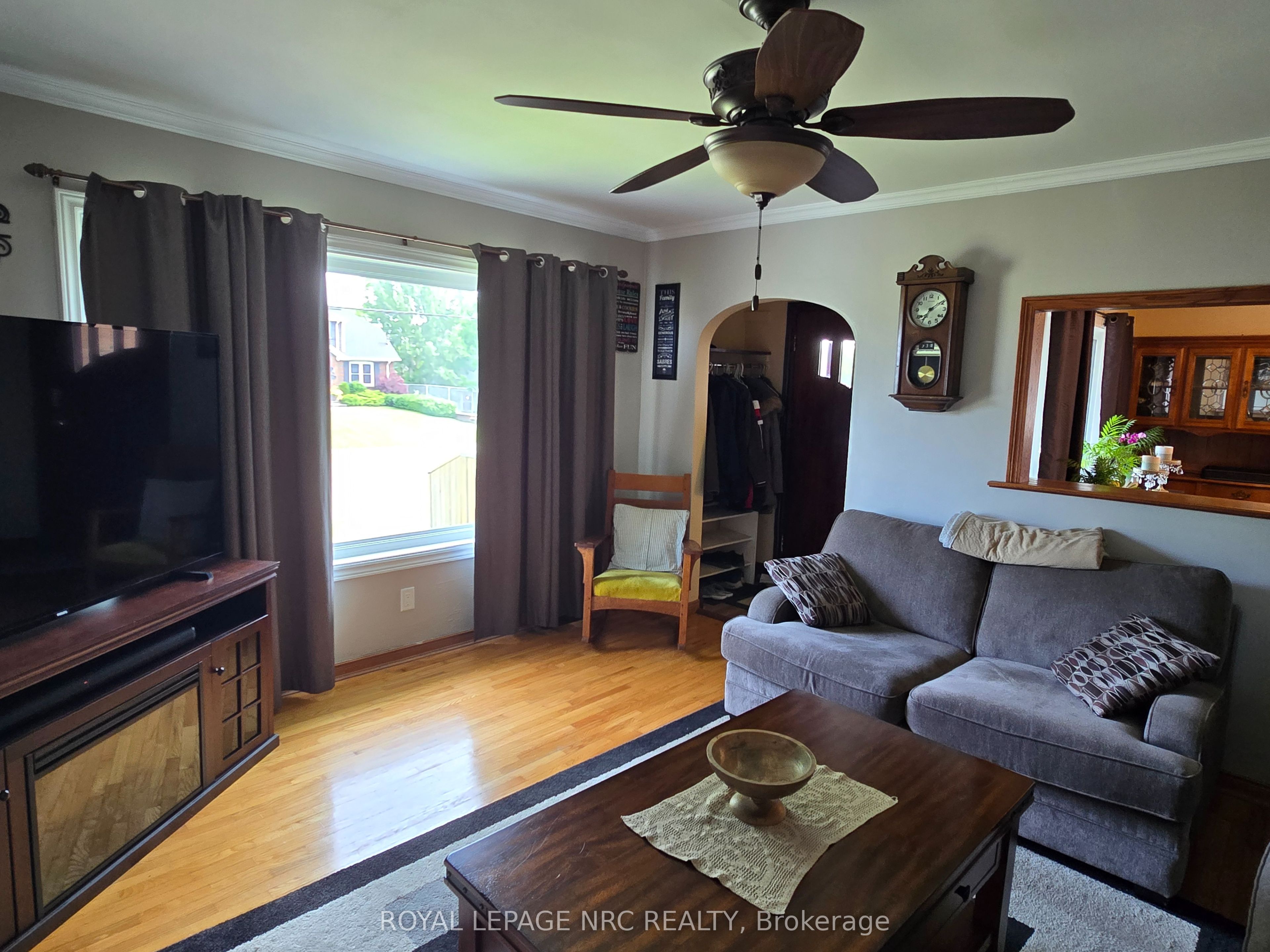 77 Gilmore Road Upper Unit Property Photo 5