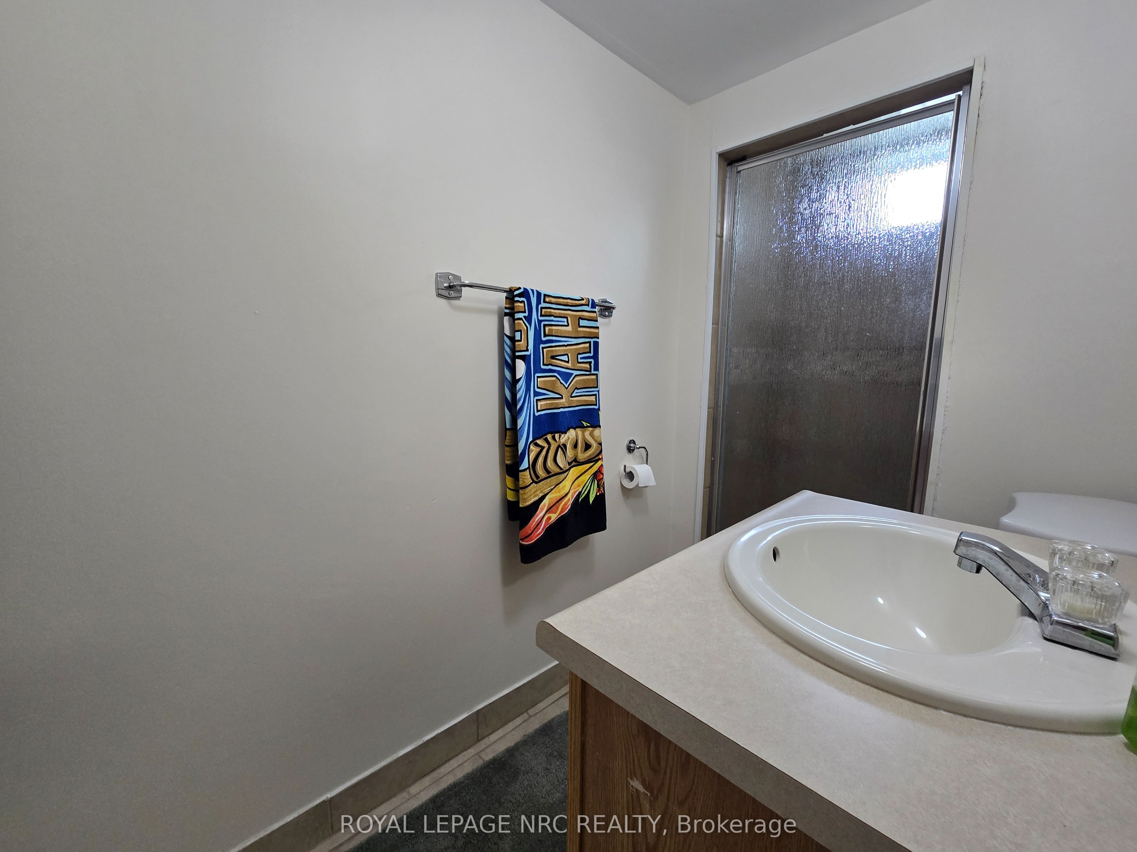 77 Gilmore Road Upper Unit Property Photo 24