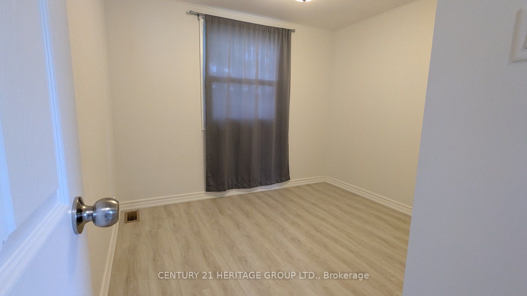 431 Keats Way 5 Property Photo 16