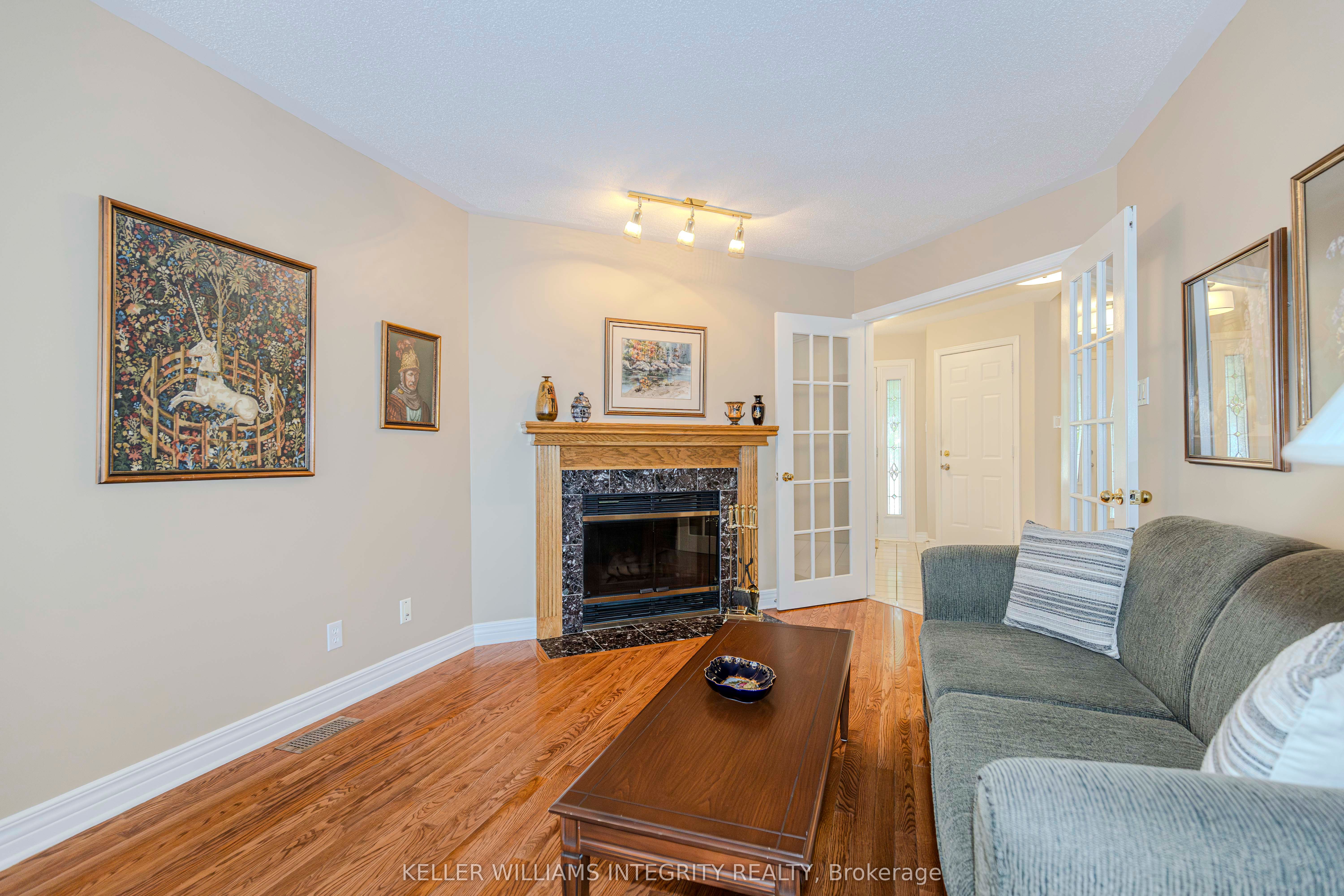 177 Thornbury Crescent Property Photo 9