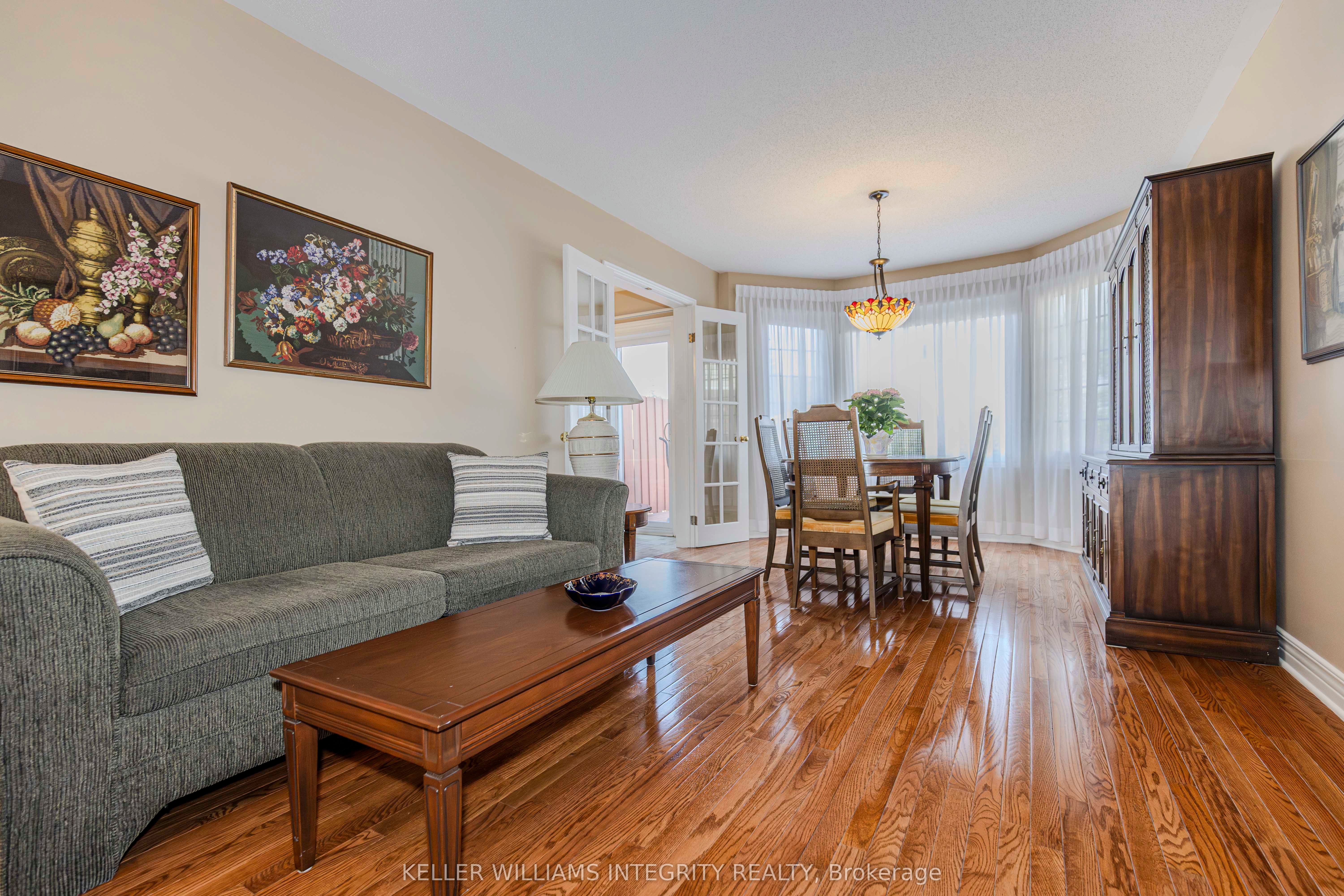177 Thornbury Crescent Property Photo 12