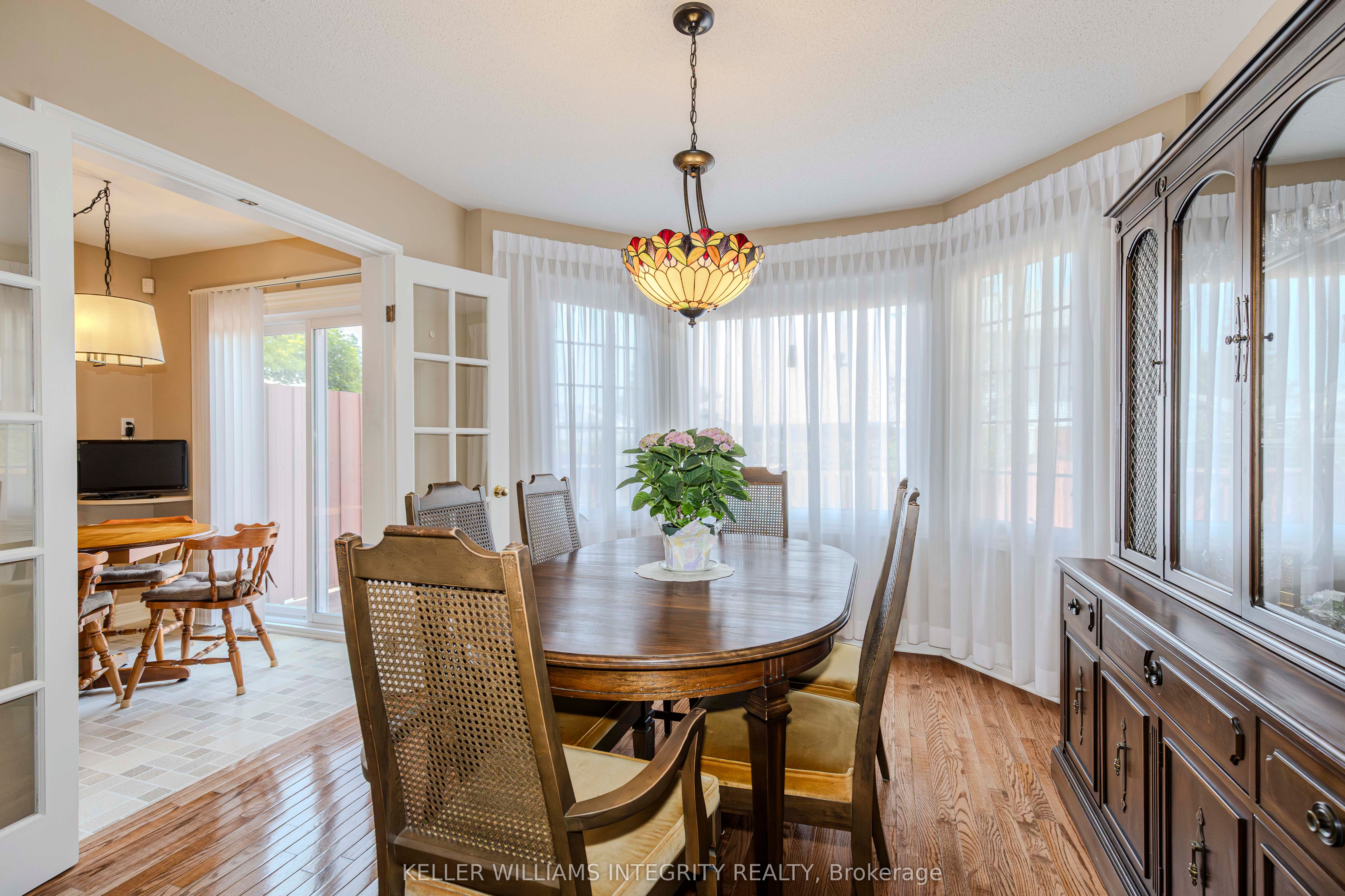 177 Thornbury Crescent Property Photo 13
