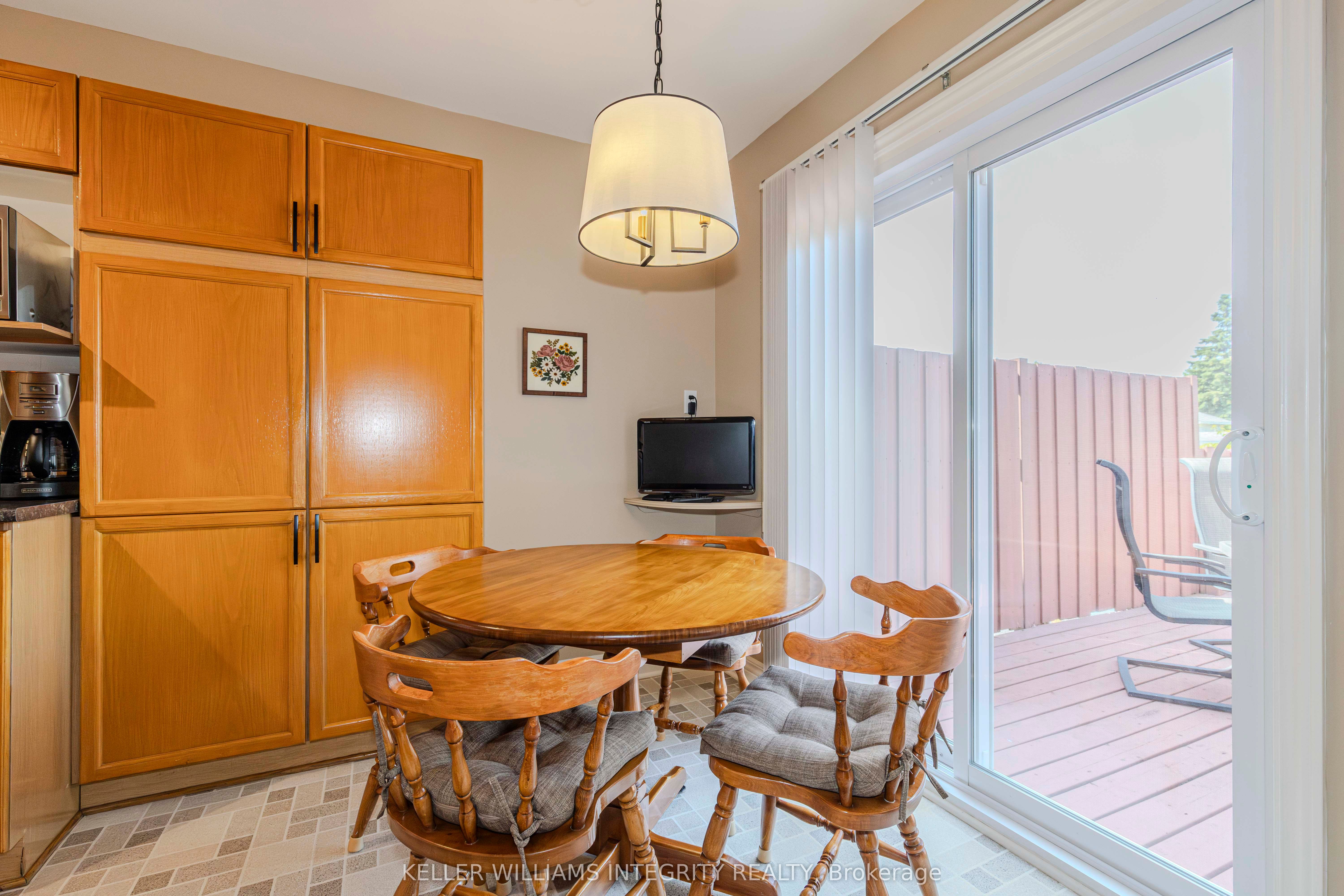 177 Thornbury Crescent Property Photo 19