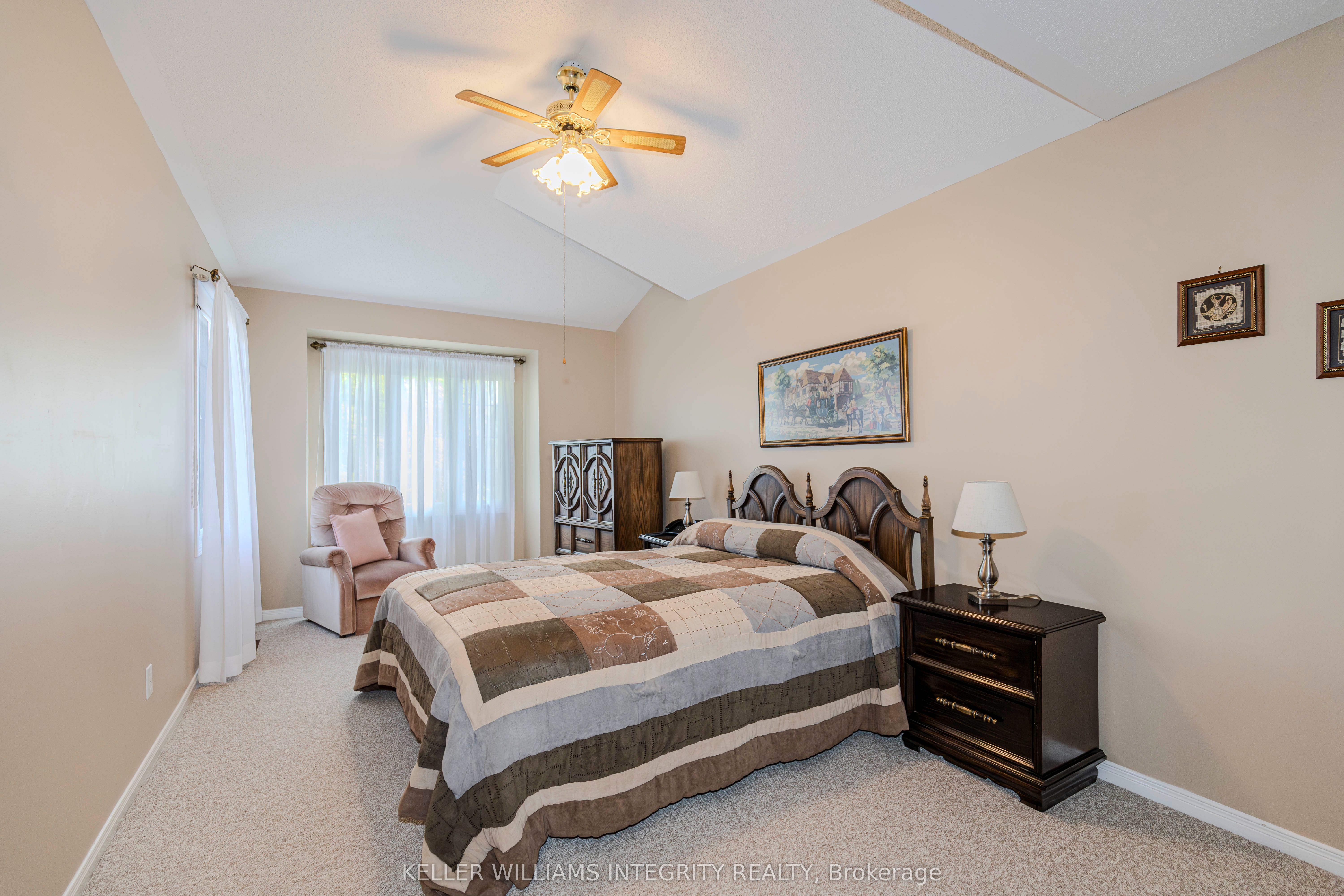 177 Thornbury Crescent Property Photo 23