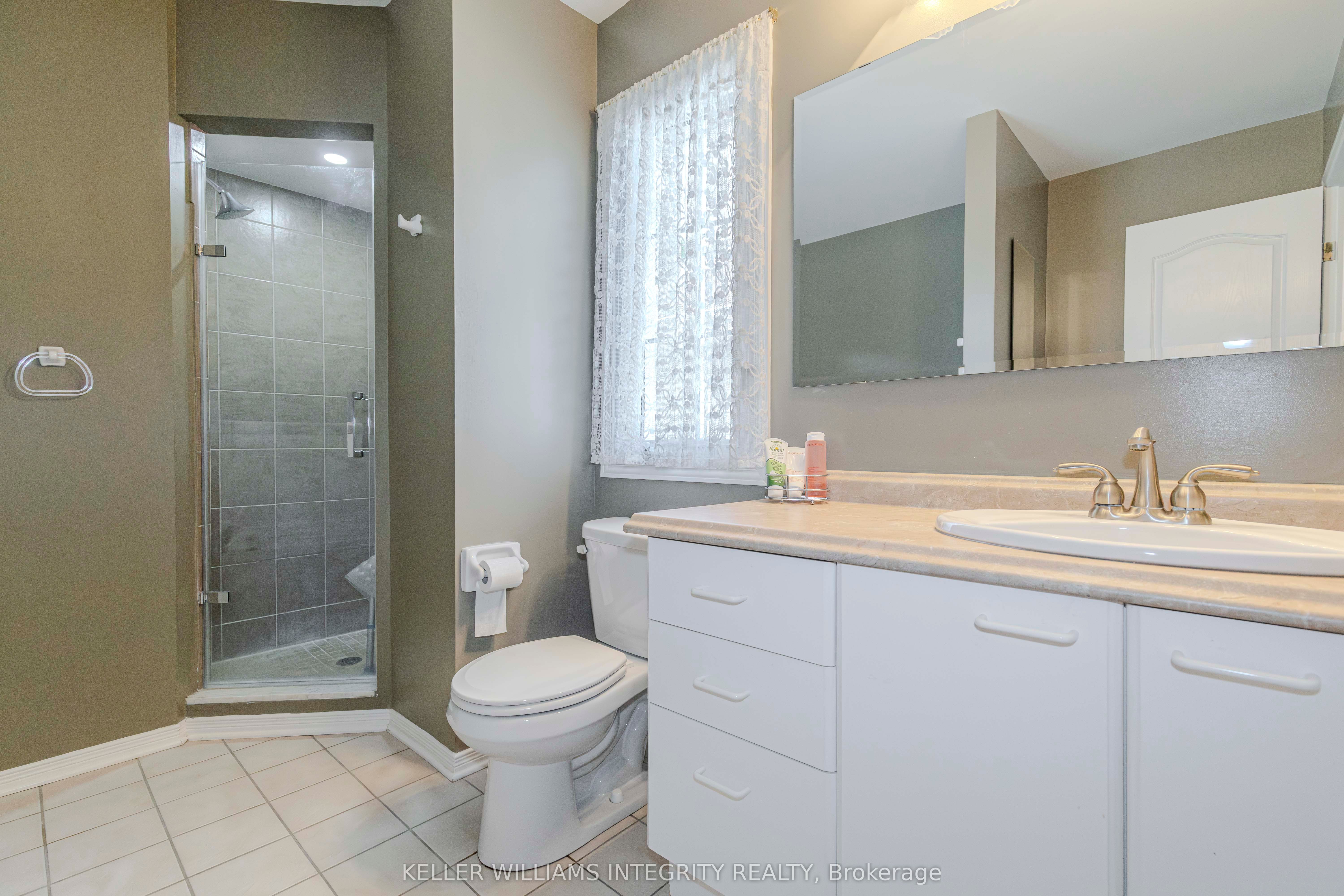 177 Thornbury Crescent Property Photo 27