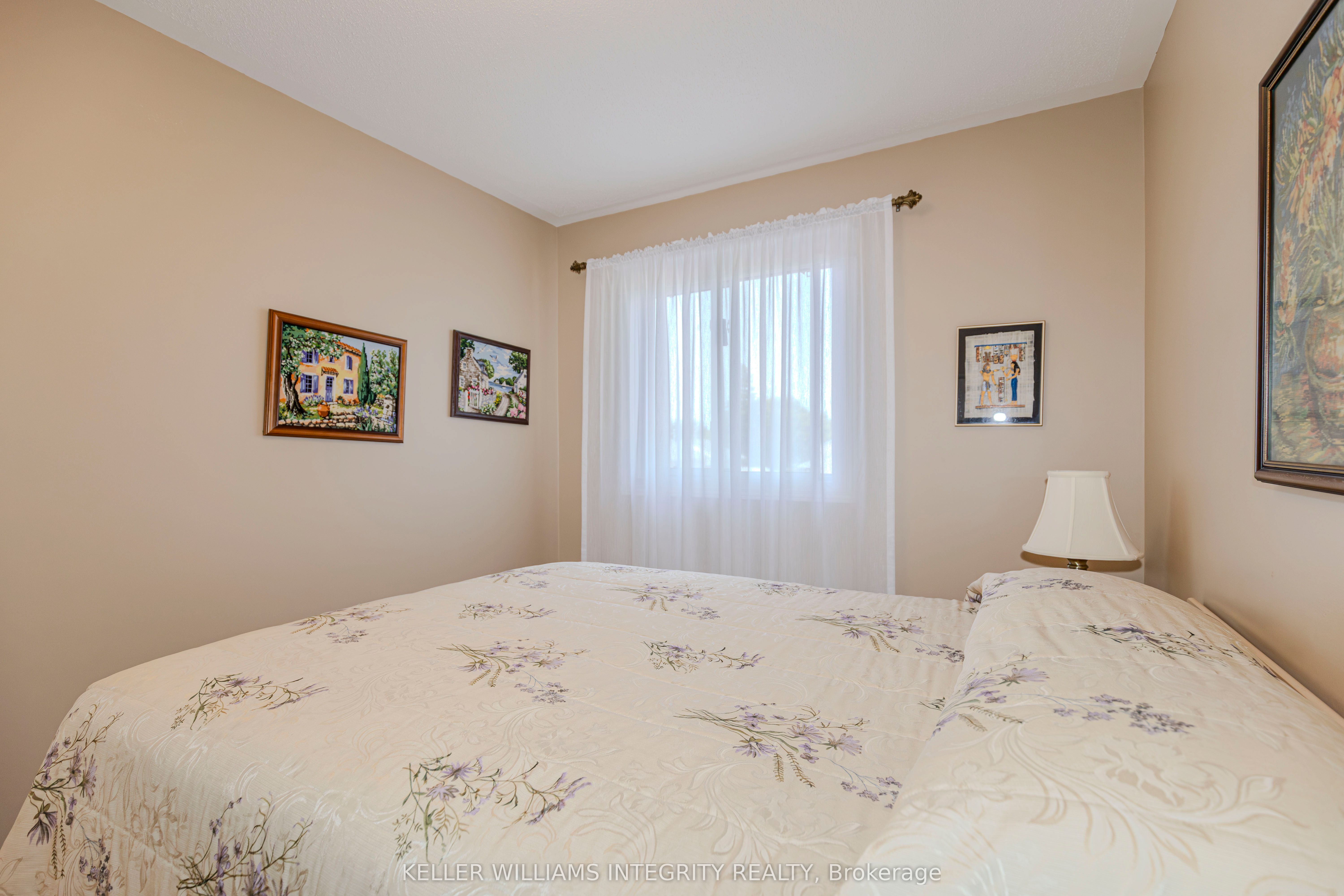 177 Thornbury Crescent Property Photo 31