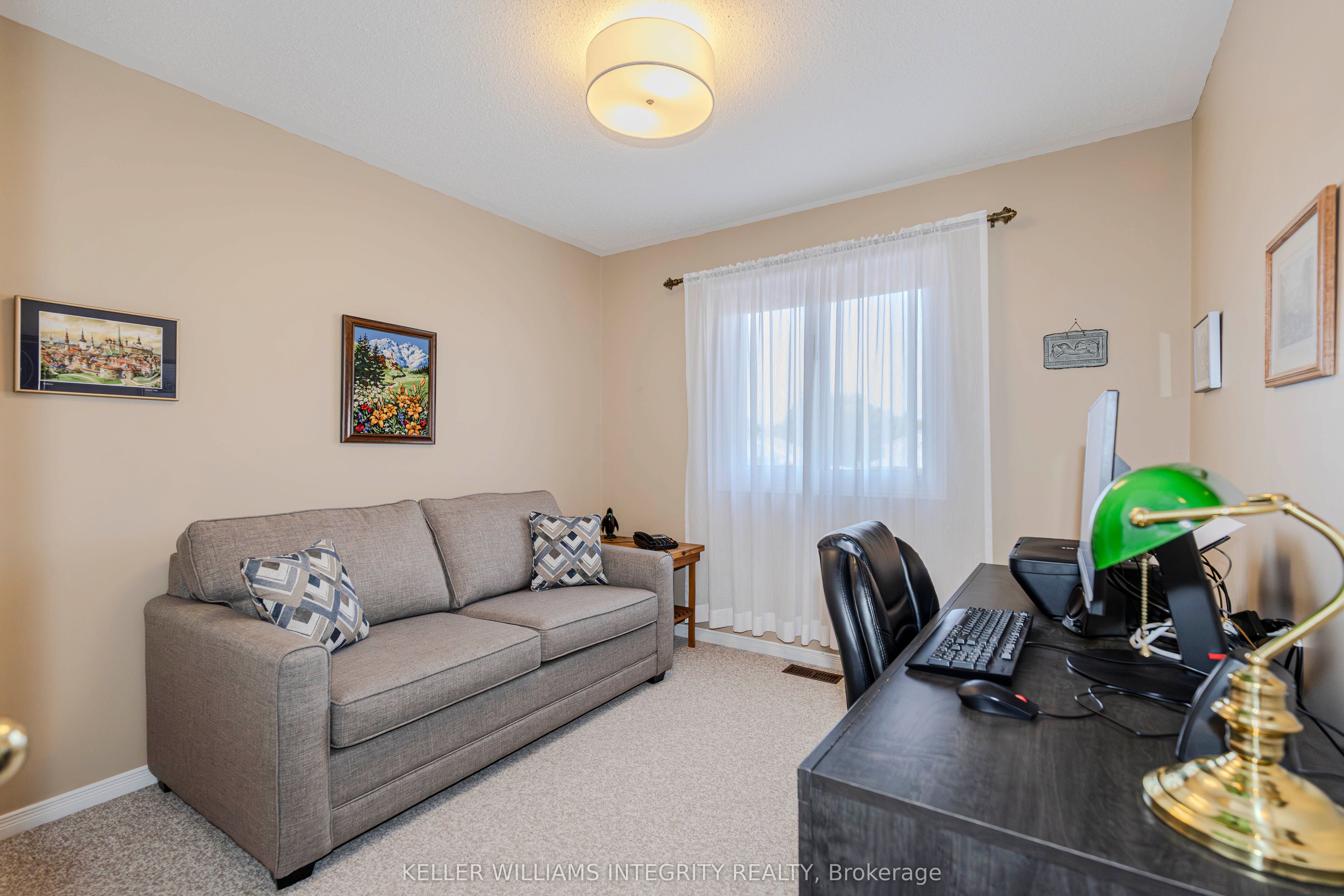 177 Thornbury Crescent Property Photo 33