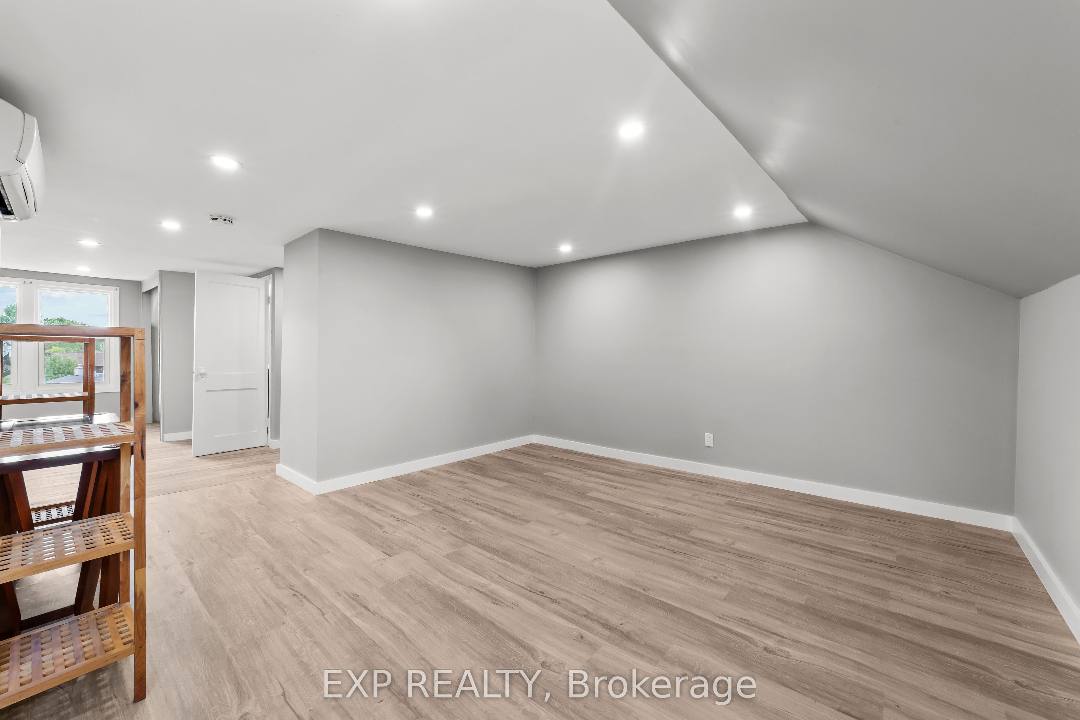 50 Fairview Avenue Property Photo 8