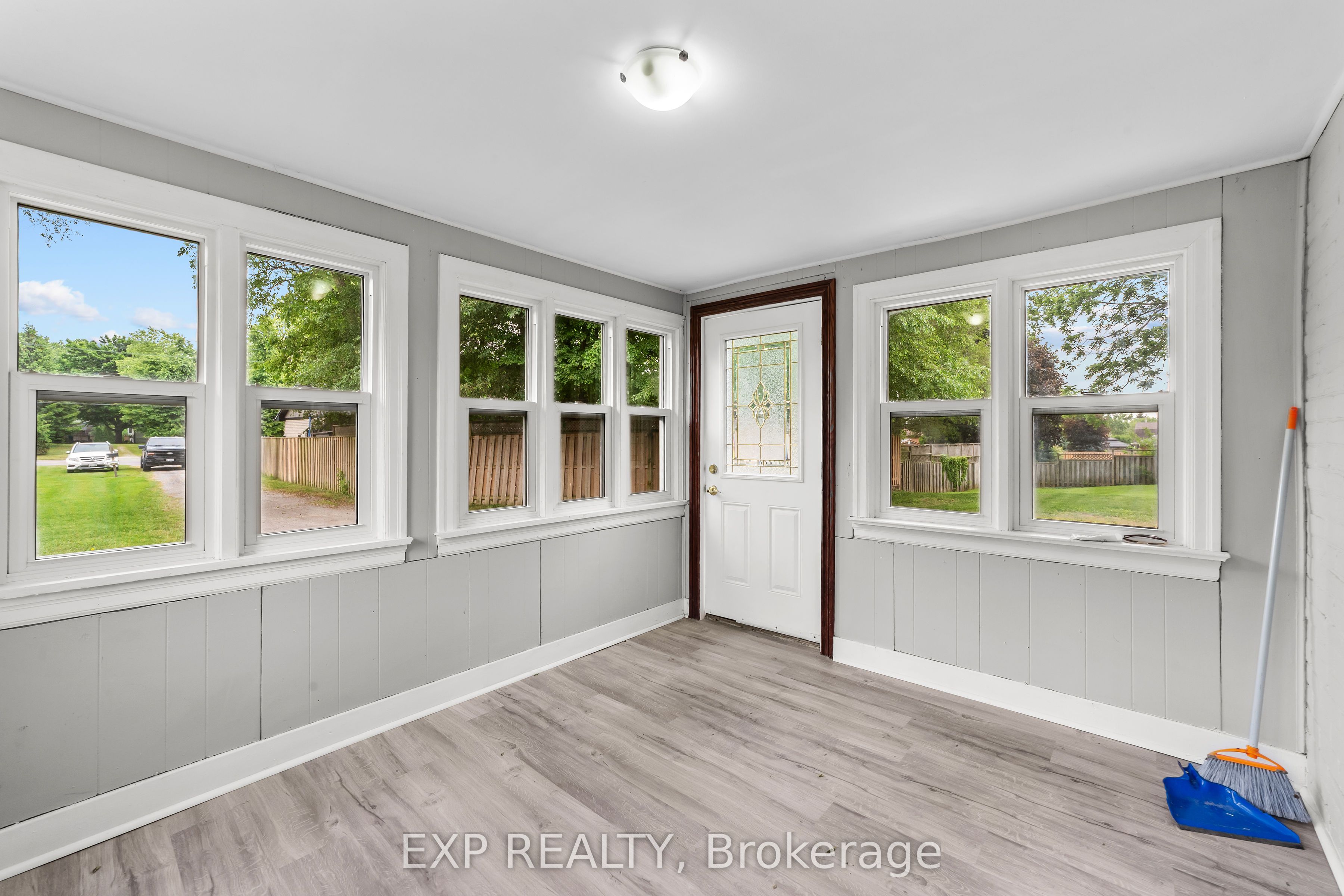 50 Fairview Avenue Property Photo 16