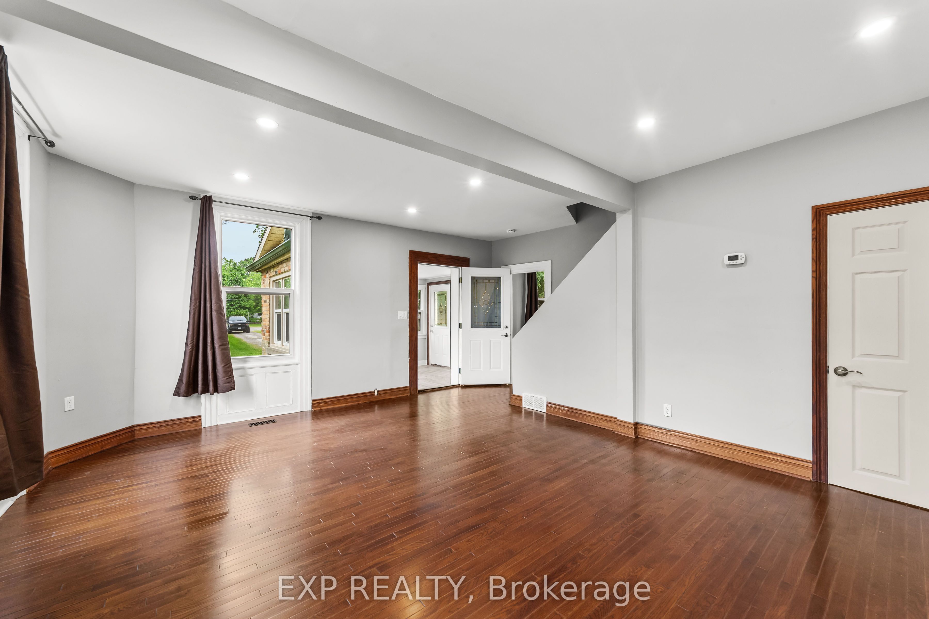 50 Fairview Avenue Property Photo 18